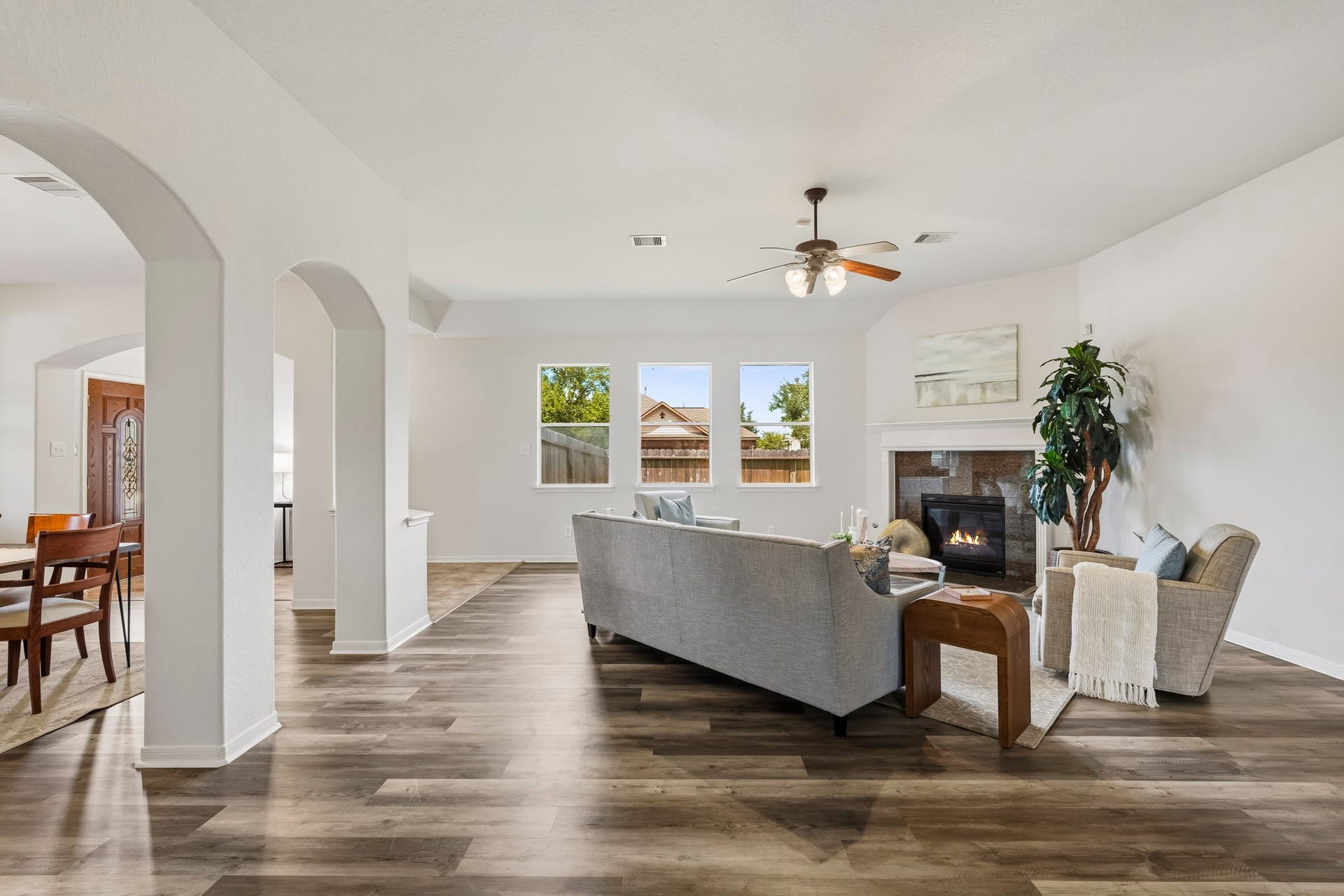 125 Avery Springs Lane, Dickinson, TX 77539 125 Avery Springs Lane, Dickinson, TX 77539
