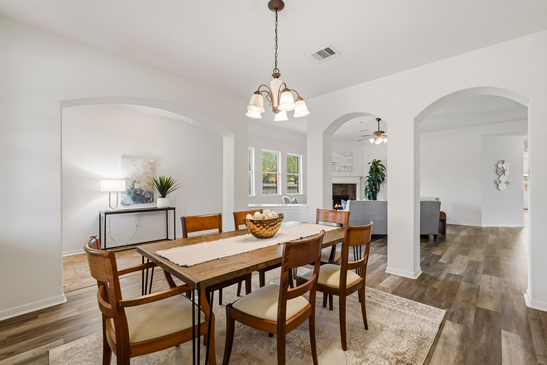 125 Avery Springs Lane, Dickinson, TX 77539 125 Avery Springs Lane, Dickinson, TX 77539