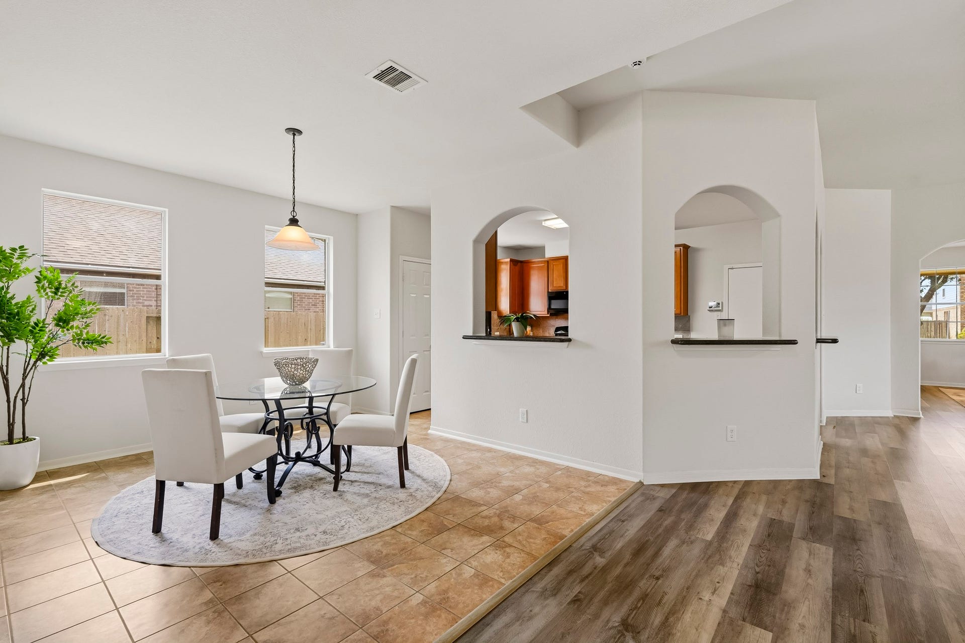 125 Avery Springs Lane, Dickinson, TX 77539 125 Avery Springs Lane, Dickinson, TX 77539