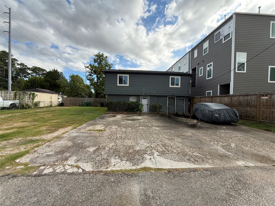 Property photo for 1105 Mansfield Street, Houston, TX
