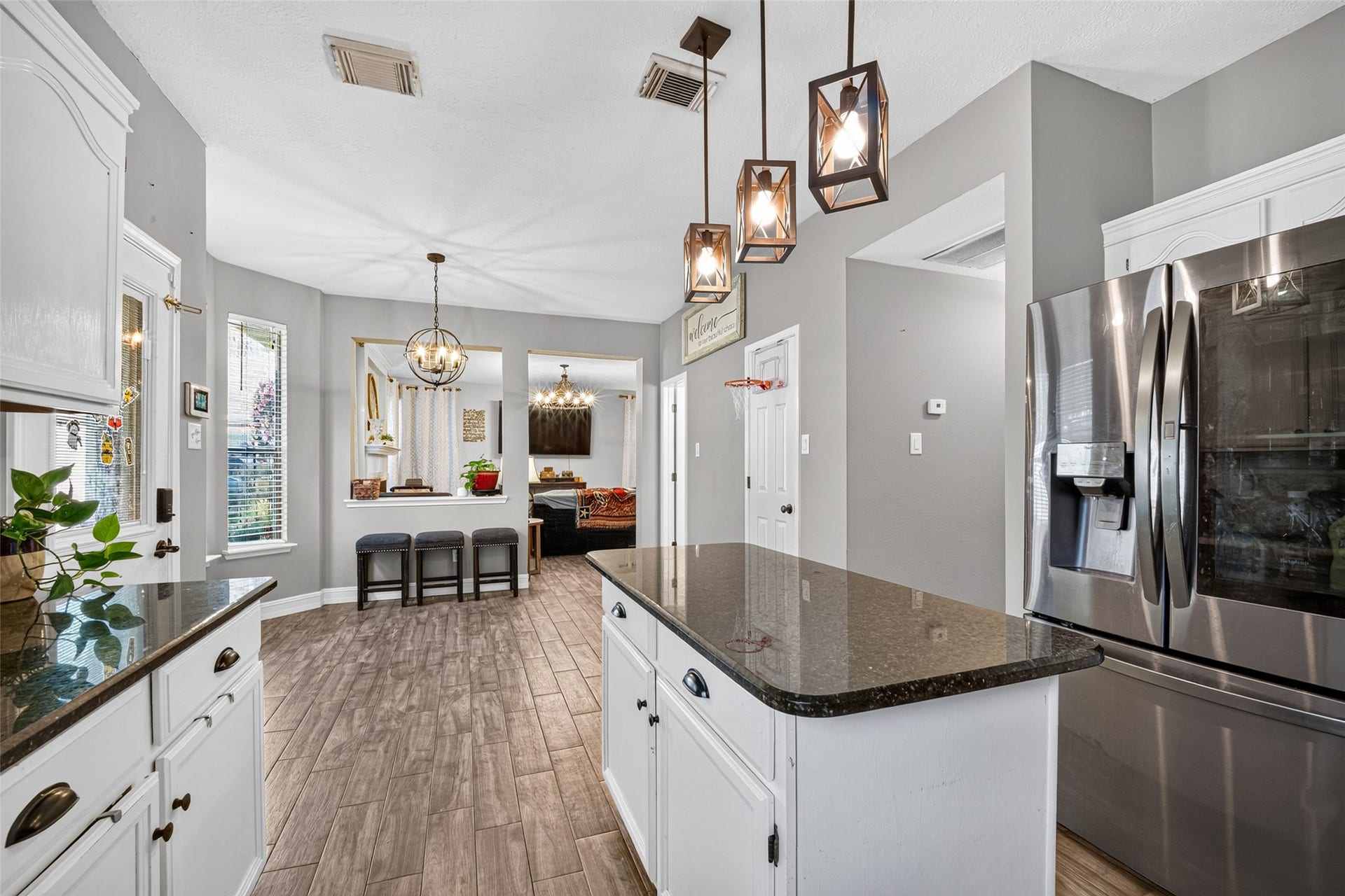 1245 Fawn Valley Drive, League City, TX 77573 1245 Fawn Valley Drive, League City, TX 77573
