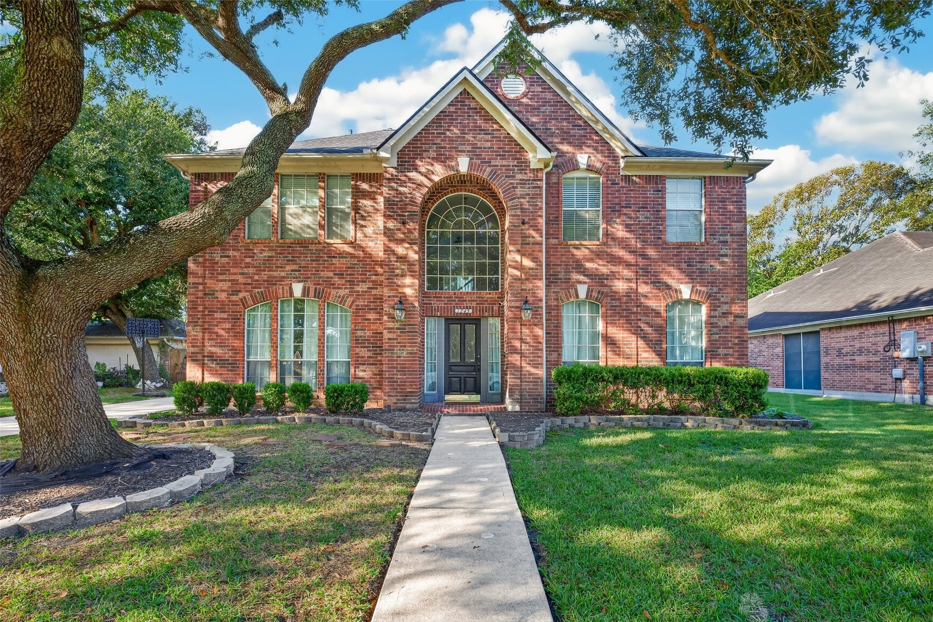 1245 Fawn Valley Drive, League City, TX 77573 1245 Fawn Valley Drive, League City, TX 77573