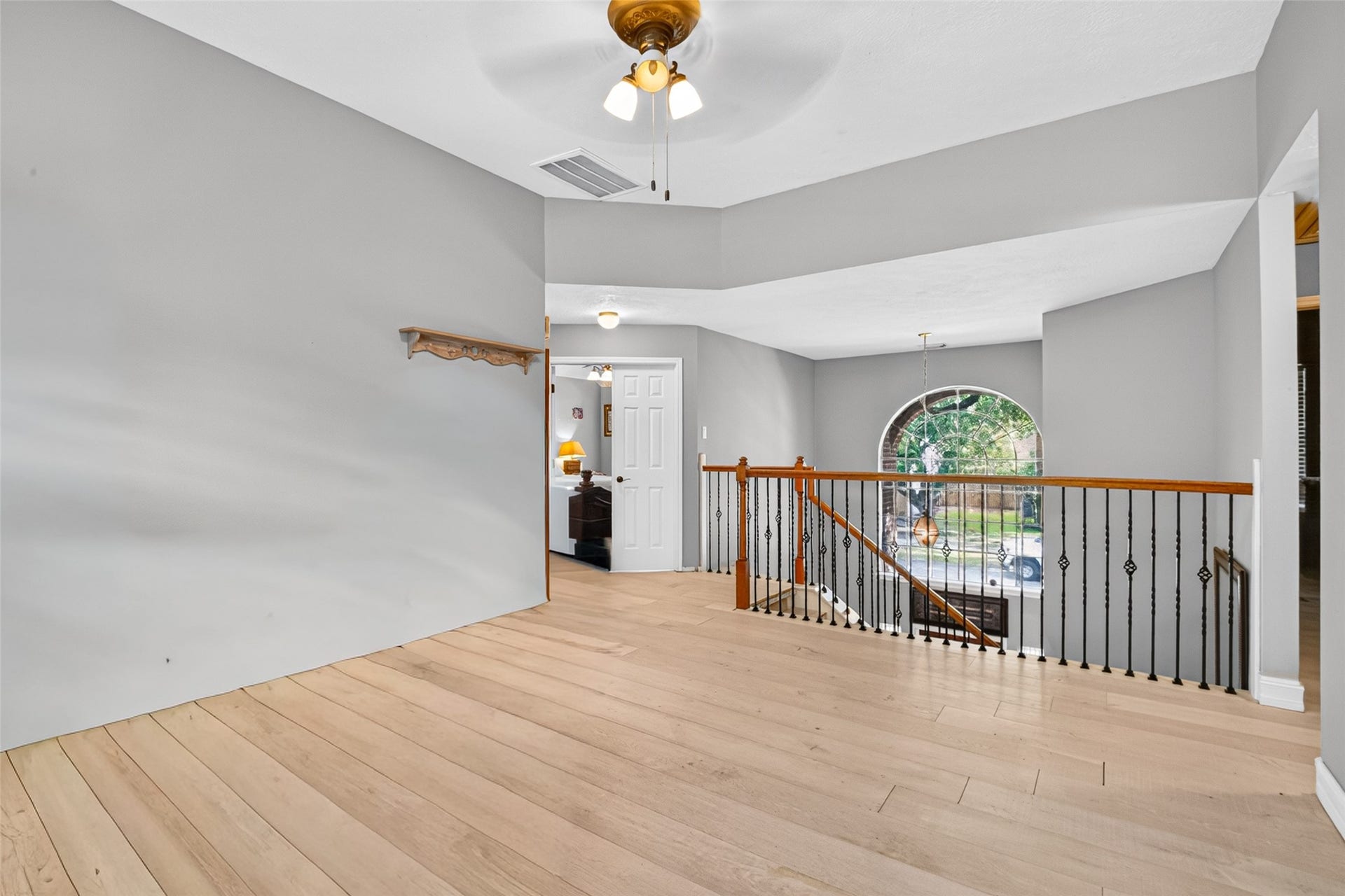 1245 Fawn Valley Drive, League City, TX 77573 1245 Fawn Valley Drive, League City, TX 77573