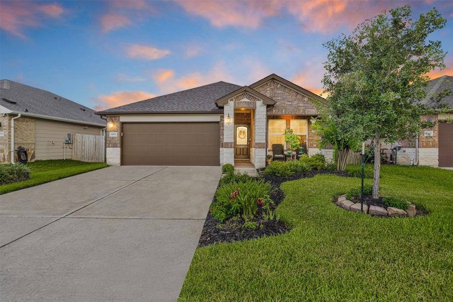 Property photo for 12813 S Winding Pines Drive, Tomball, TX