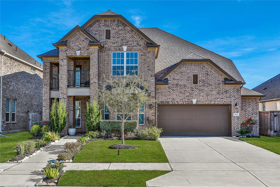 Property photo for 2310 Ironwood Pass Drive, Missouri City, TX