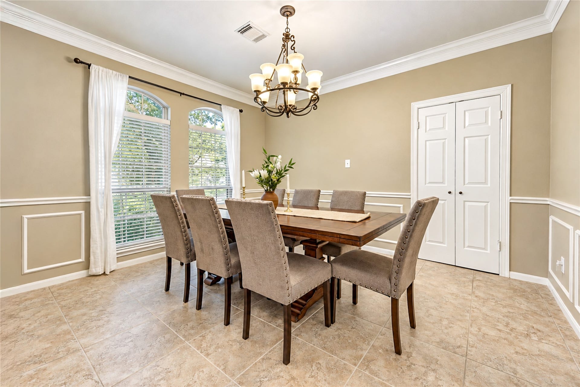 23338 Grand Springs Drive, Katy, TX 77494 Another view of the formal dining room. Greenway Village residents are zoned to highly ranked Beck Junior HS.