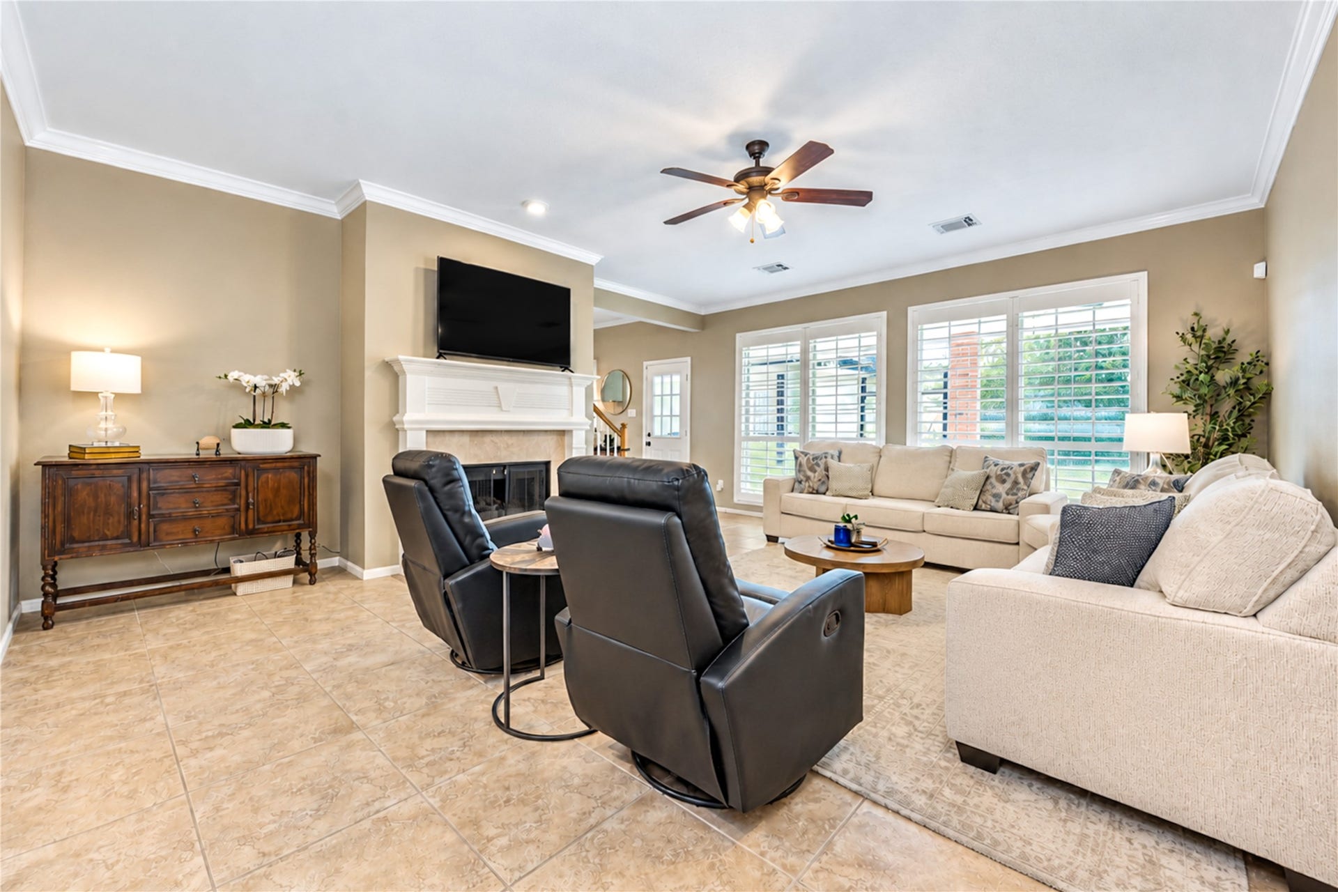 23338 Grand Springs Drive, Katy, TX 77494 Greenway Village has over 10 acres of continuous greenspace, playgrounds and parks just steps down the walking path from this home's front door.