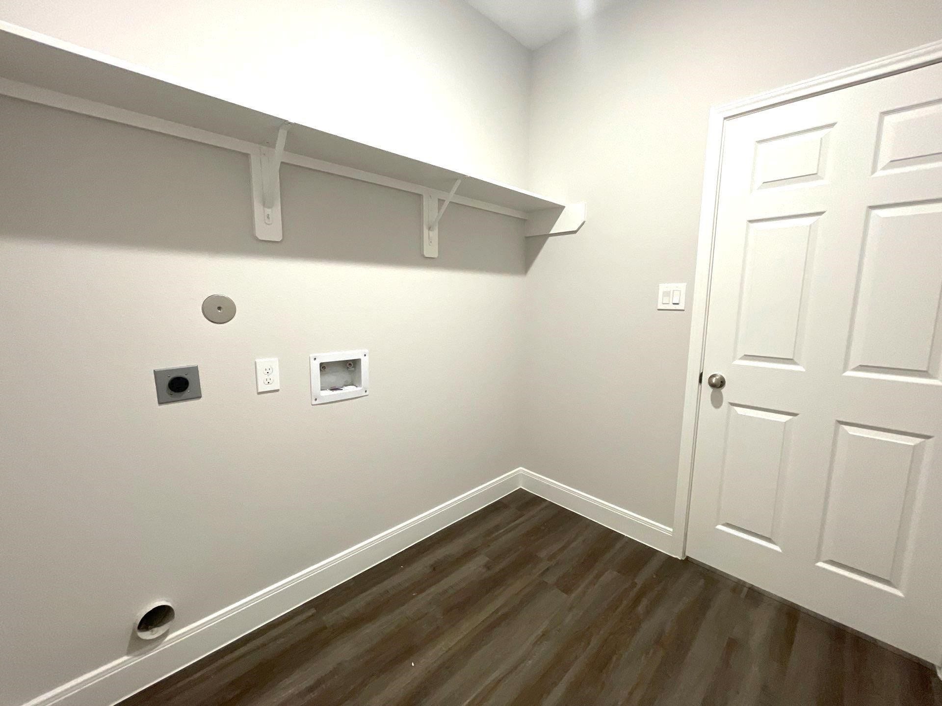 9327 Camay Drive, #B, Houston, TX 77016 9327 Camay Drive, #B, Houston, TX 77016