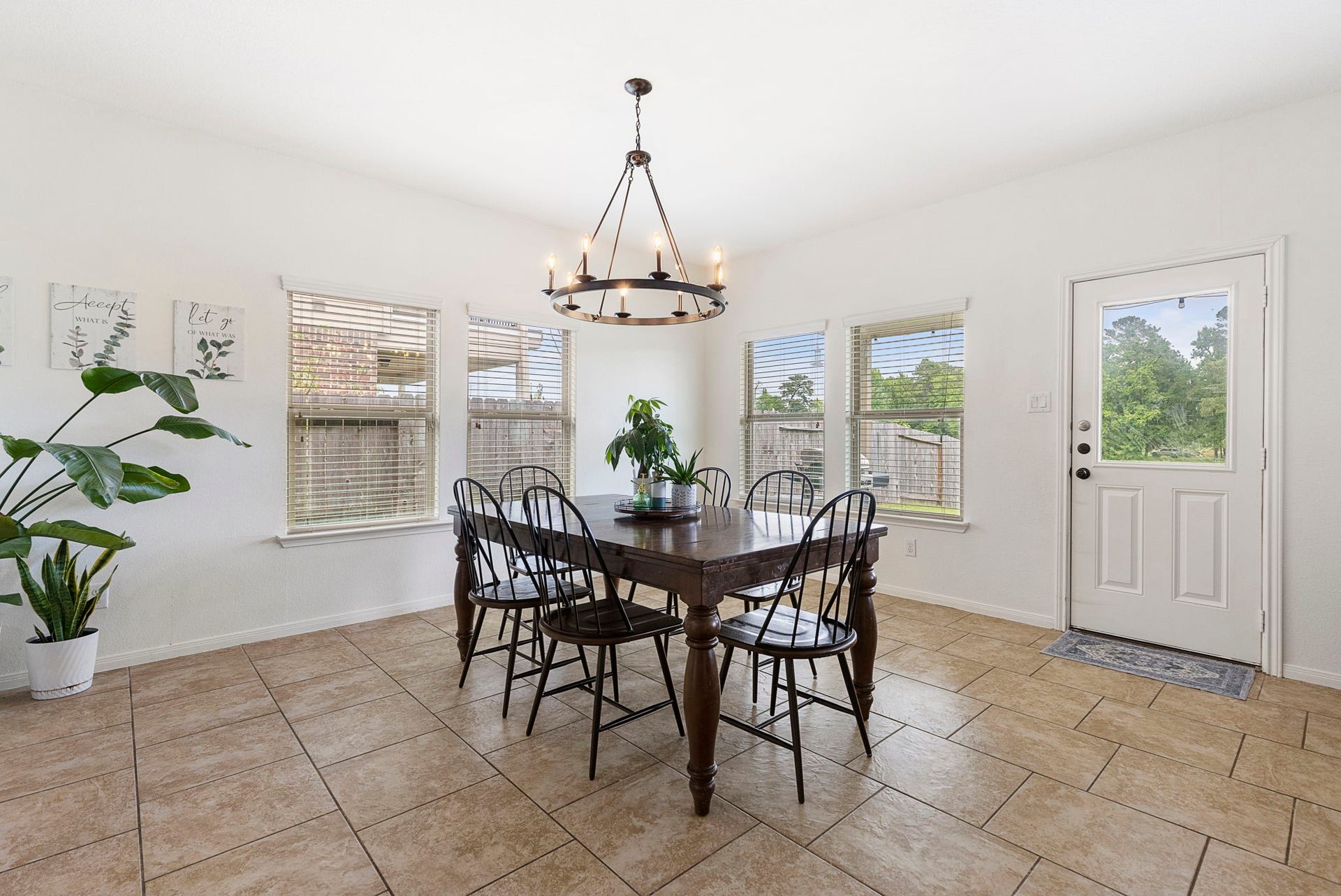22810 Dale River Road, Tomball, TX 77375 Huge dining area with more than enough space to host your biggest dinner parties.