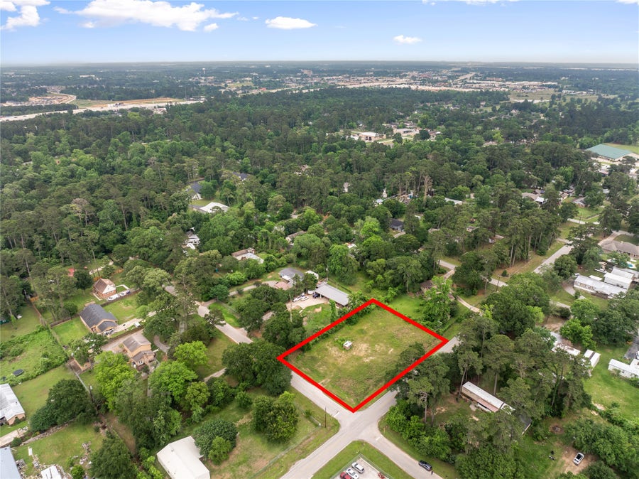 Property photo for 29810 Kingbird Drive, Tomball, TX