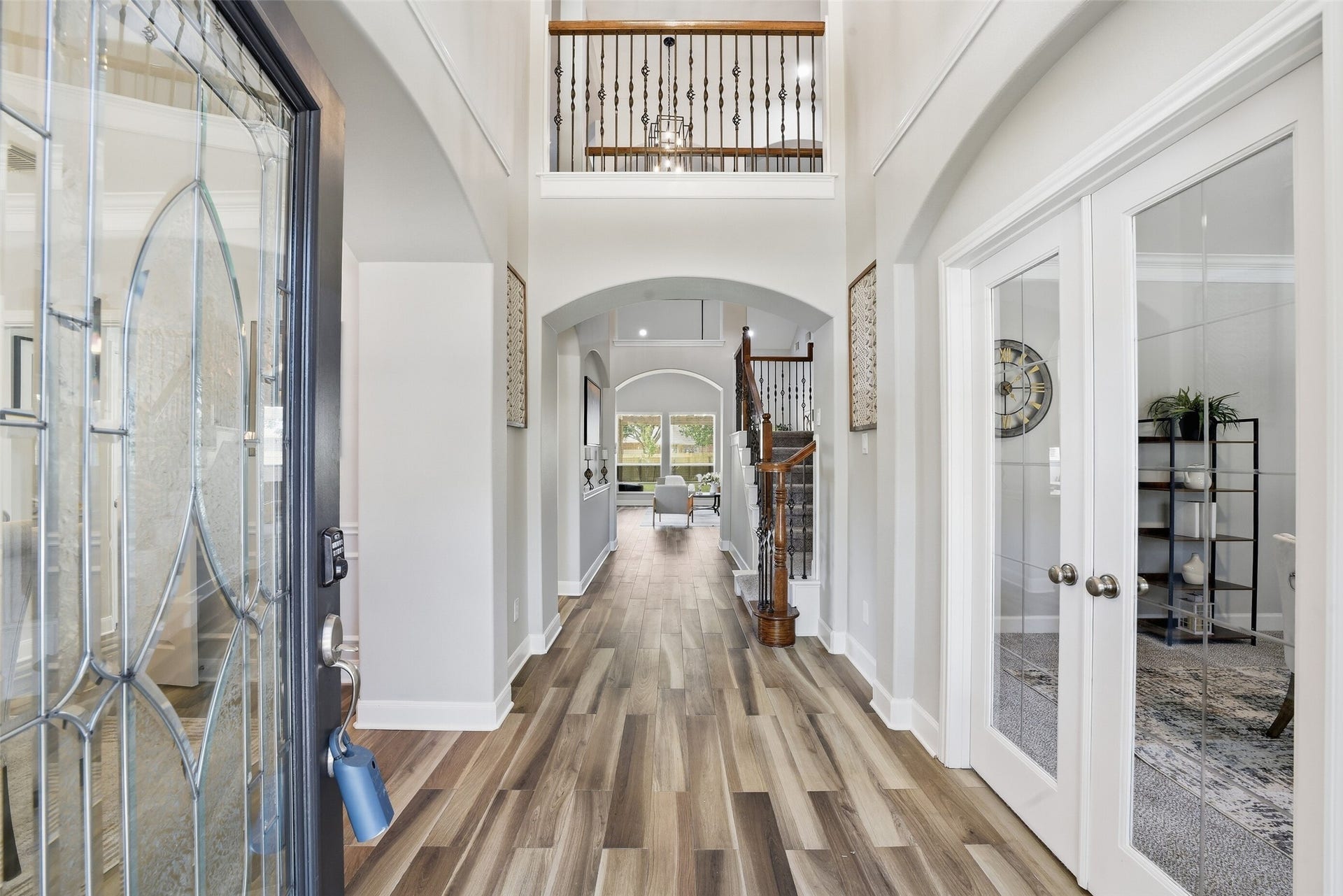 2710 Golden Larch Drive, Katy, TX 77494 Upon entering the front door you will find beautiful updated wood-look tile. Durable yet elegant!