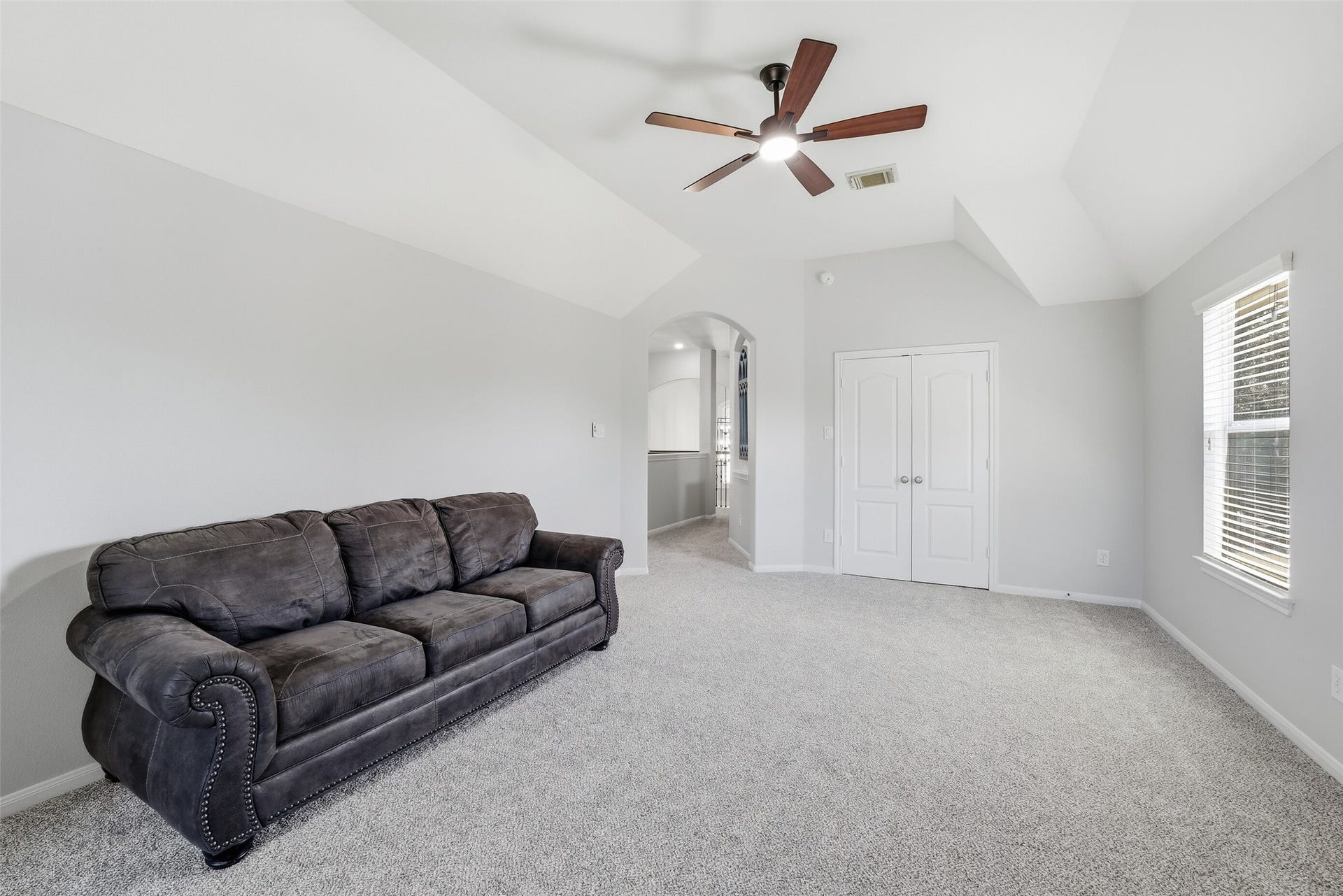 2710 Golden Larch Drive, Katy, TX 77494 Gameroom