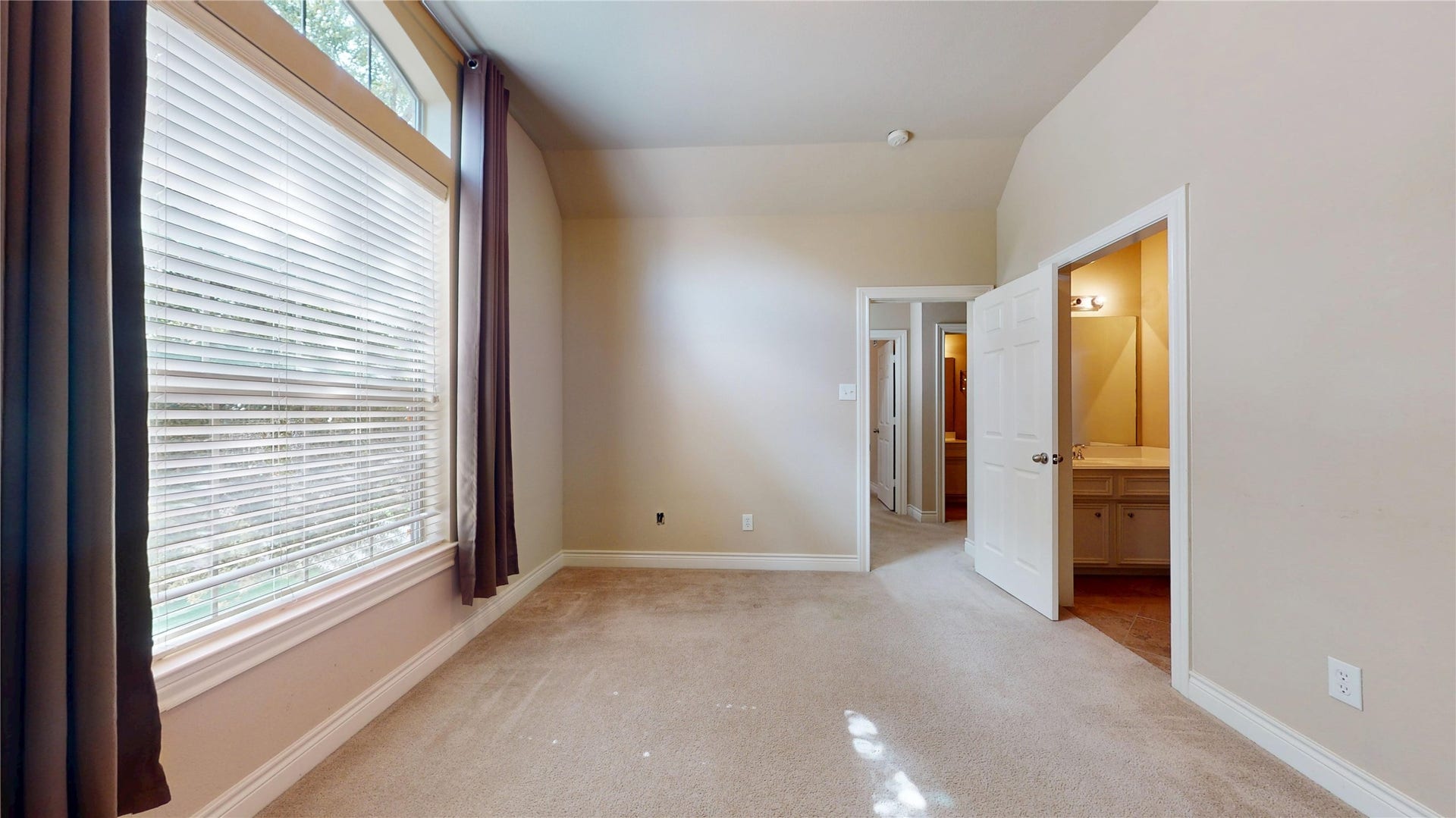 3502 Urban Woods Trail, Houston, TX 77008 Fourth bedroom...