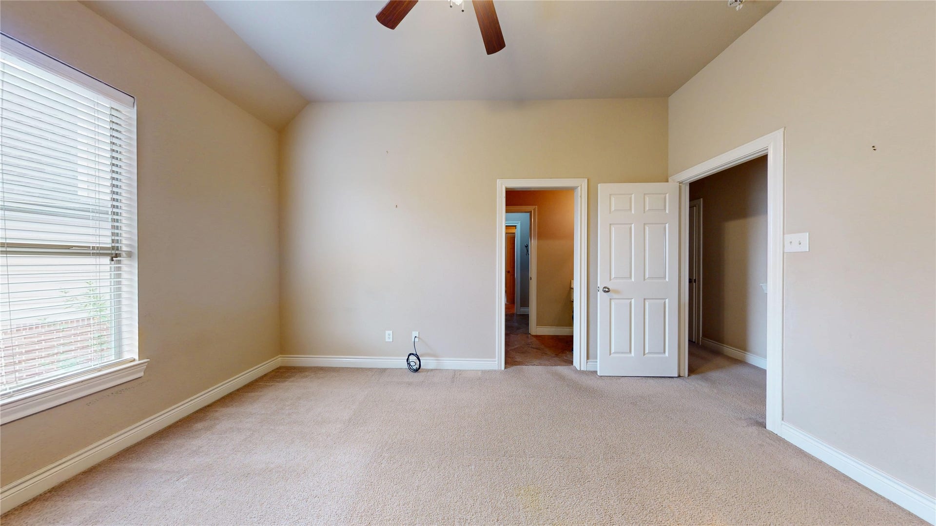 3502 Urban Woods Trail, Houston, TX 77008 Third bedroom upstairs...