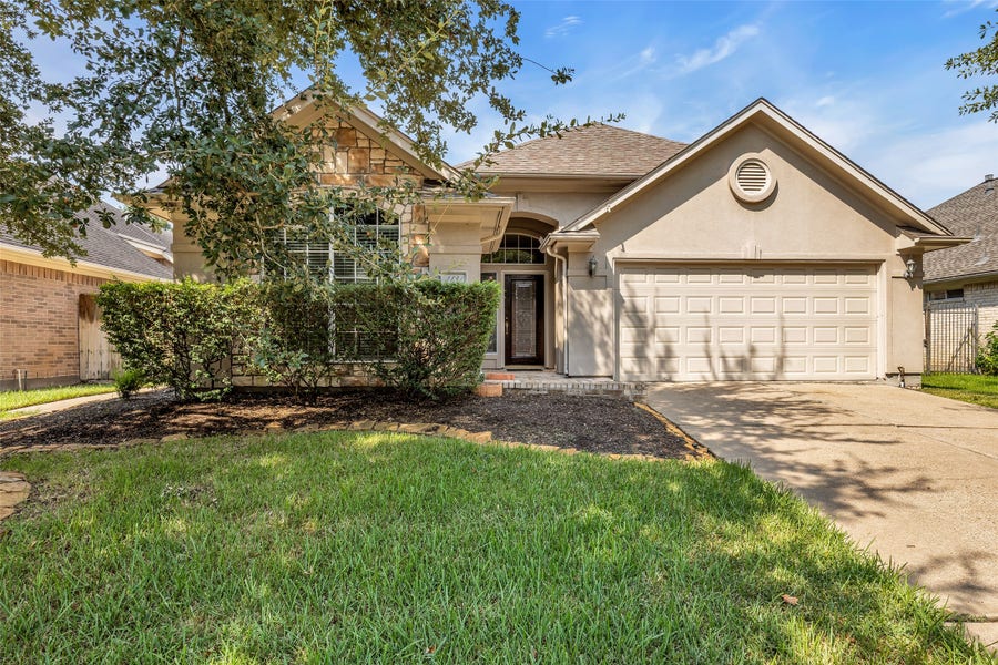 Property photo for 1131 Sienna Hill Drive, Houston, TX