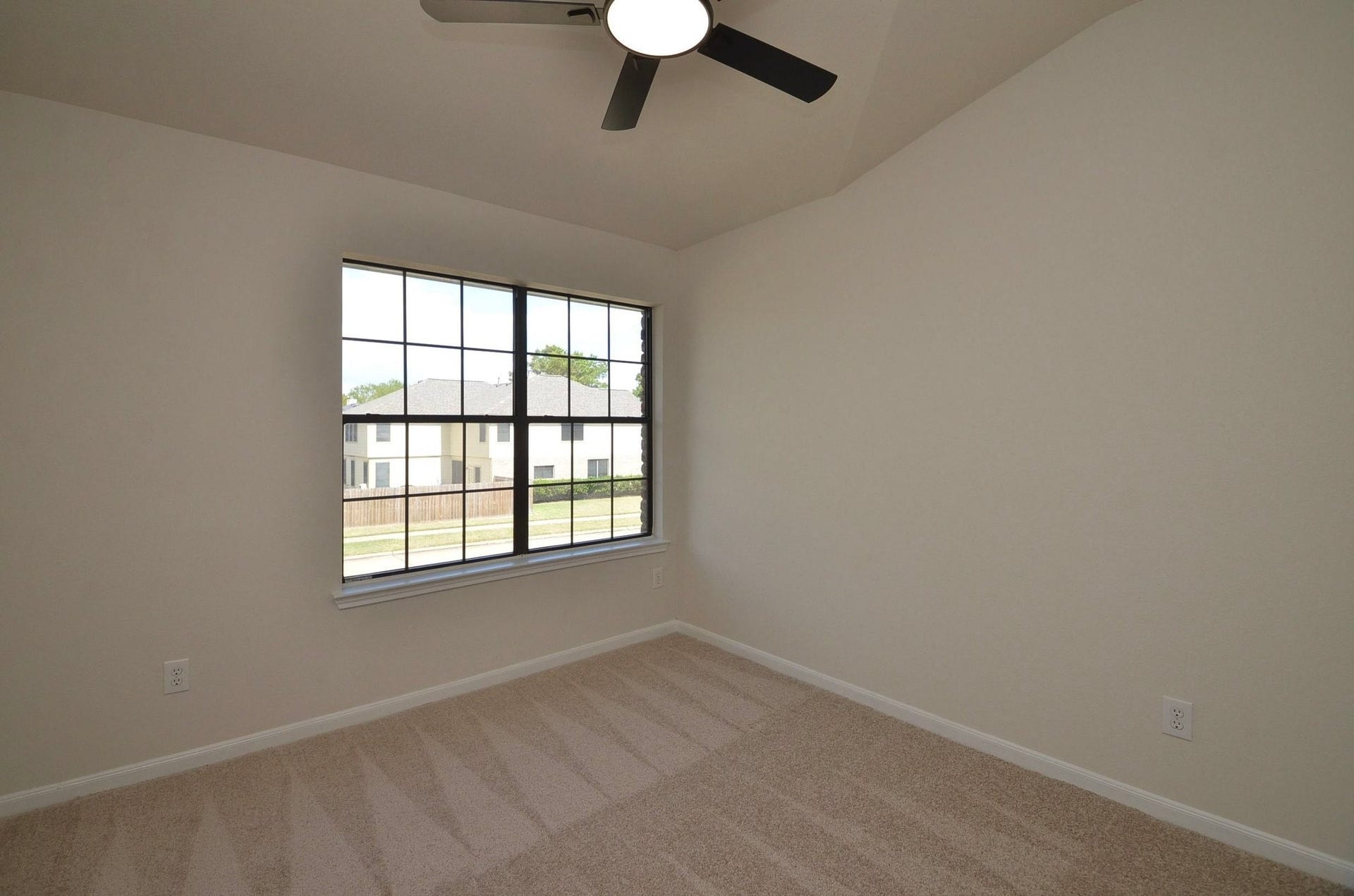 3339 Antelope Hills Drive, Missouri City, TX 77459 3339 Antelope Hills Drive, Missouri City, TX 77459