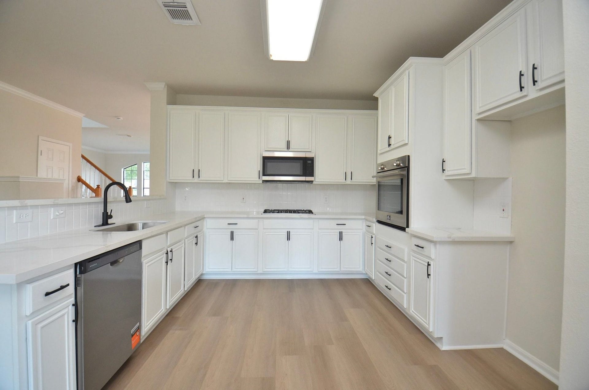 3339 Antelope Hills Drive, Missouri City, TX 77459 3339 Antelope Hills Drive, Missouri City, TX 77459