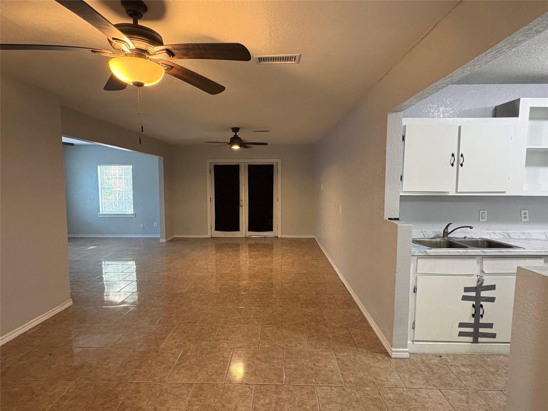 825 Magnolia Street, Lake Jackson, TX 77566 825 Magnolia Street, Lake Jackson, TX 77566