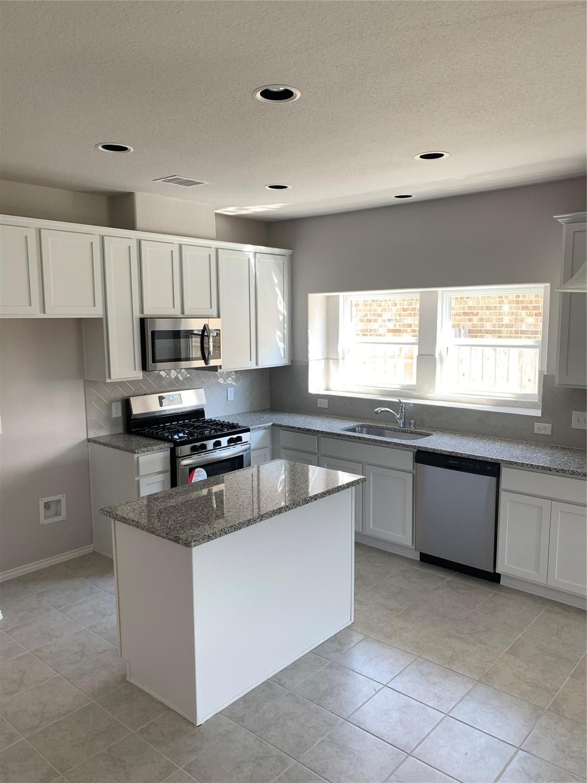 2319 Ocean Pass Lane, Rosenberg, TX 77469
