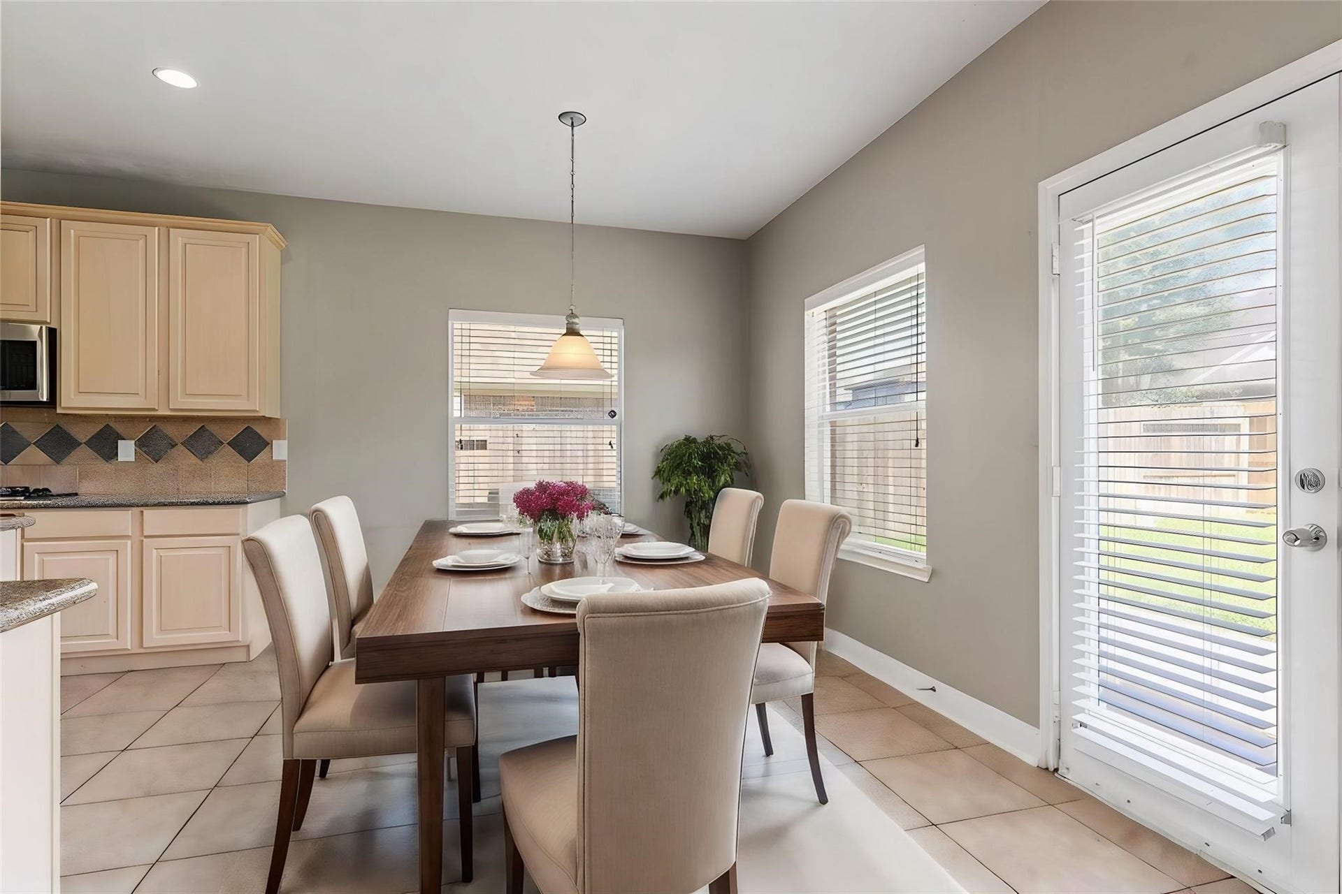 3531 Shoreview Lane, Missouri City, TX 77459 3531 Shoreview Lane, Missouri City, TX 77459