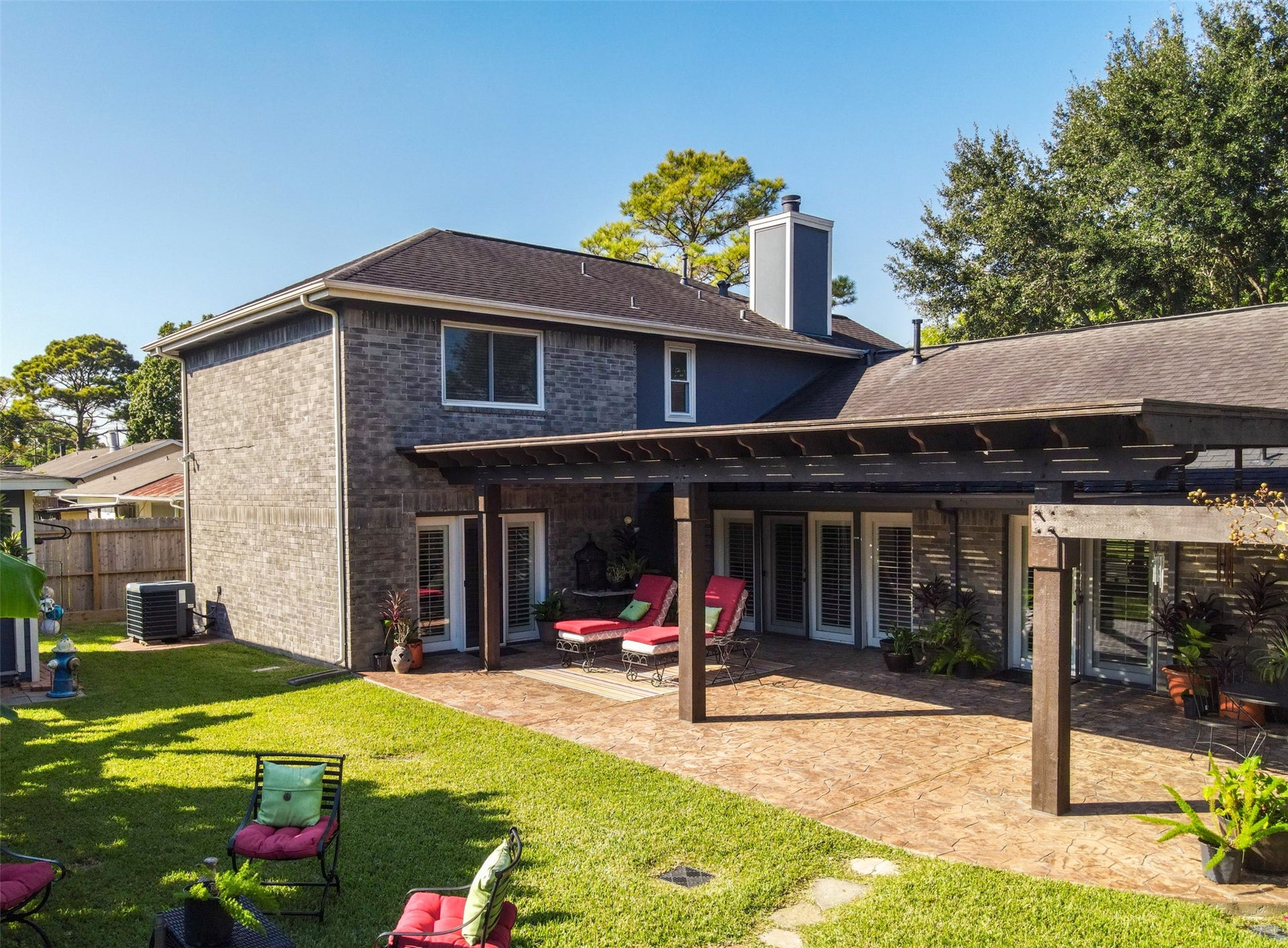 2402 Featherton Court, Sugar Land, TX 77478 2402 Featherton Court, Sugar Land, TX 77478
