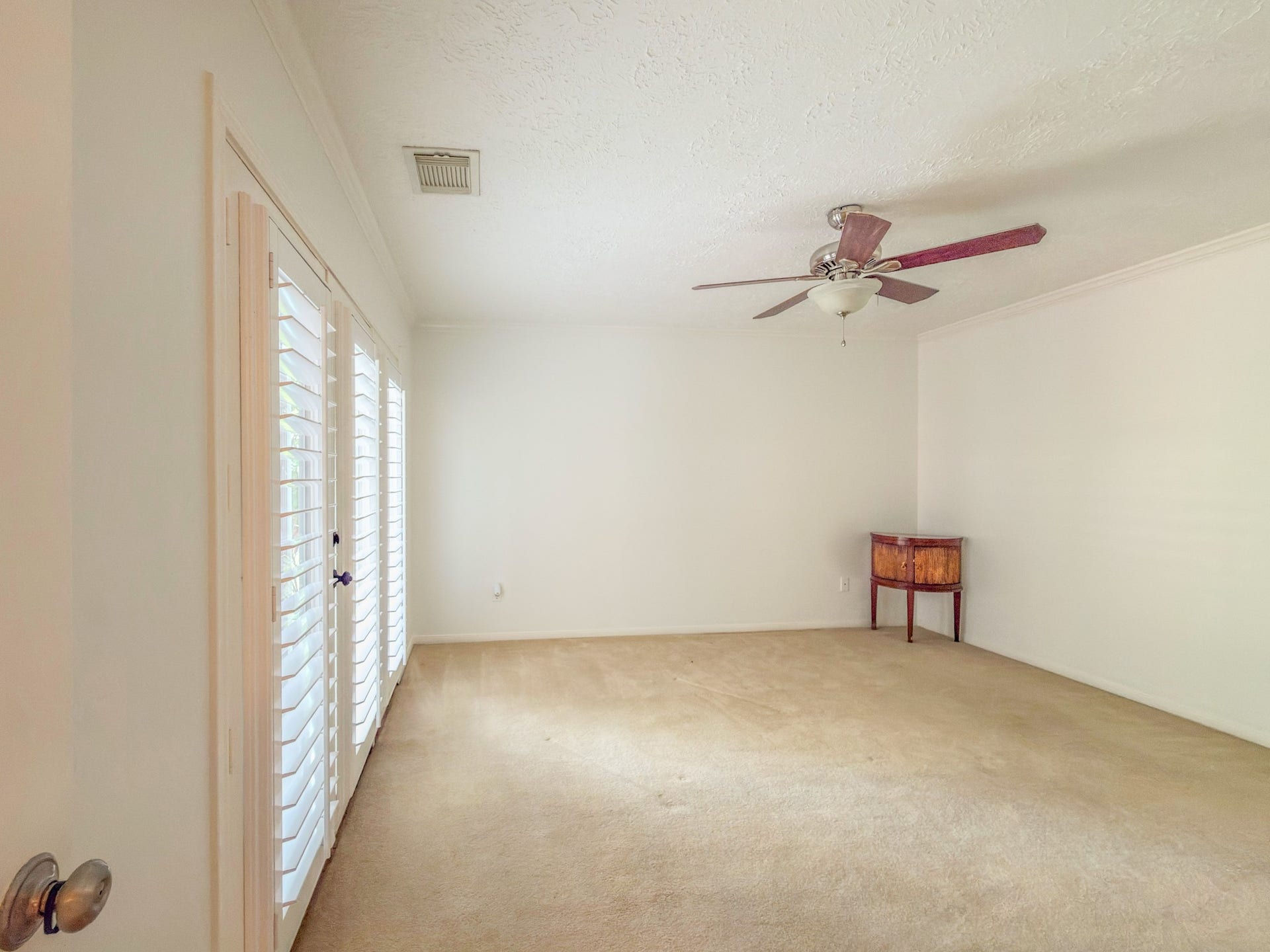 2402 Featherton Court, Sugar Land, TX 77478 Primary Bedroom