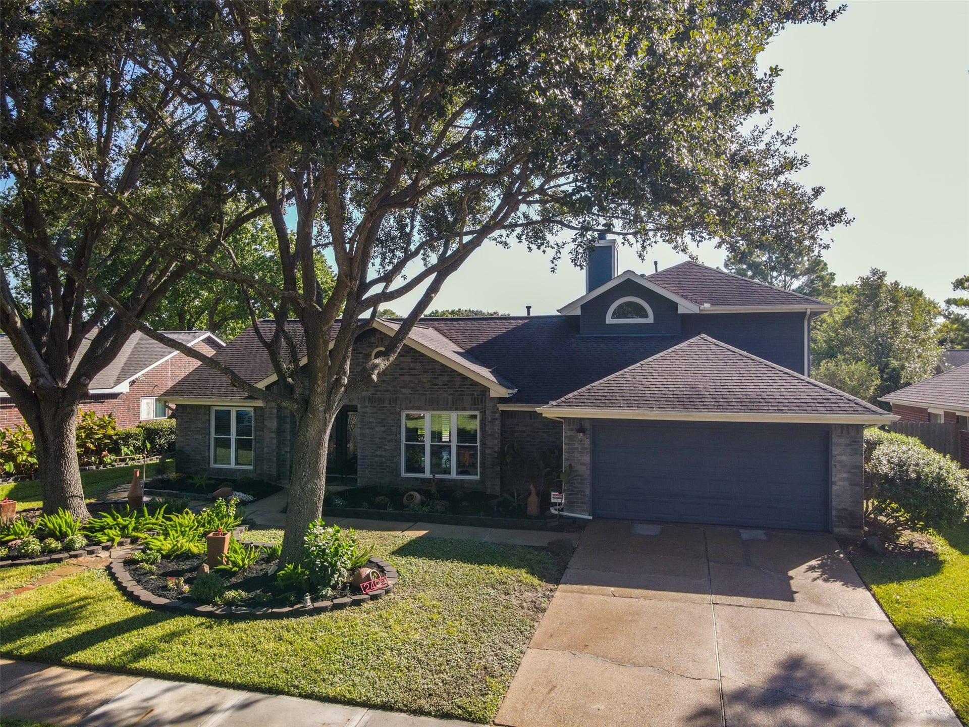 2402 Featherton Court, Sugar Land, TX 77478 2402 Featherton Court, Sugar Land, TX 77478
