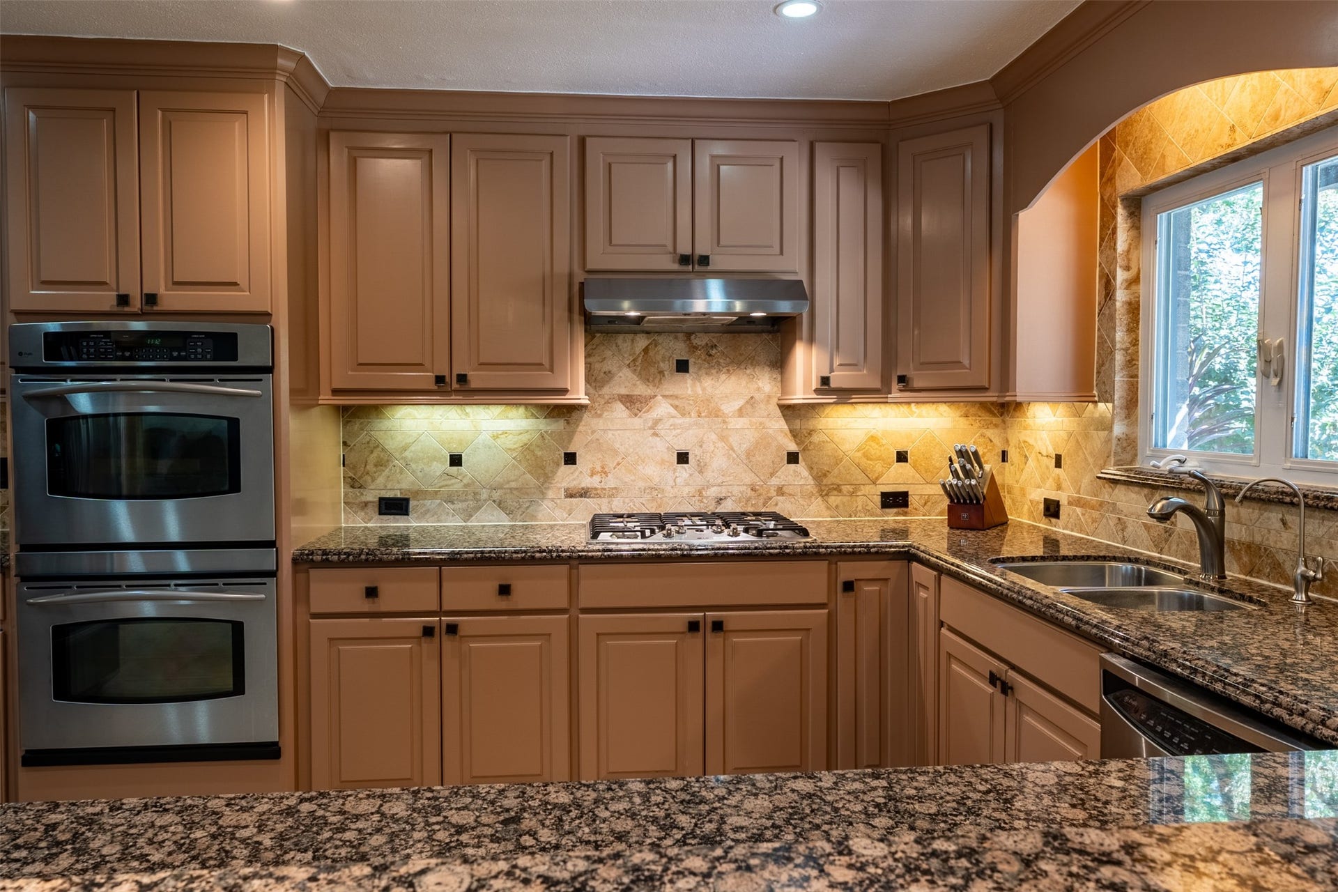 2402 Featherton Court, Sugar Land, TX 77478 2402 Featherton Court, Sugar Land, TX 77478