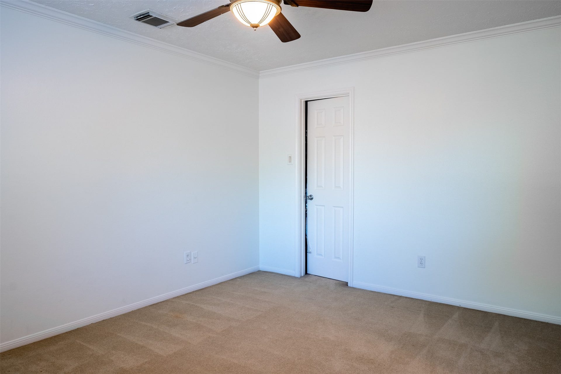 2402 Featherton Court, Sugar Land, TX 77478 2402 Featherton Court, Sugar Land, TX 77478