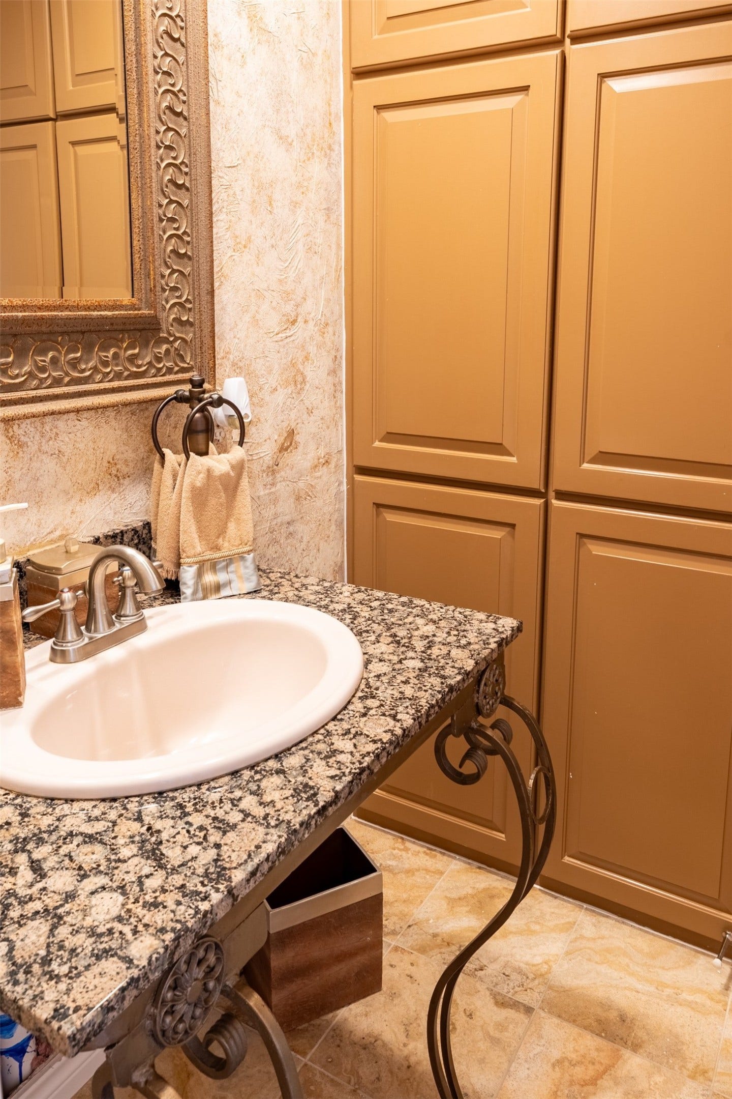 2402 Featherton Court, Sugar Land, TX 77478 2402 Featherton Court, Sugar Land, TX 77478