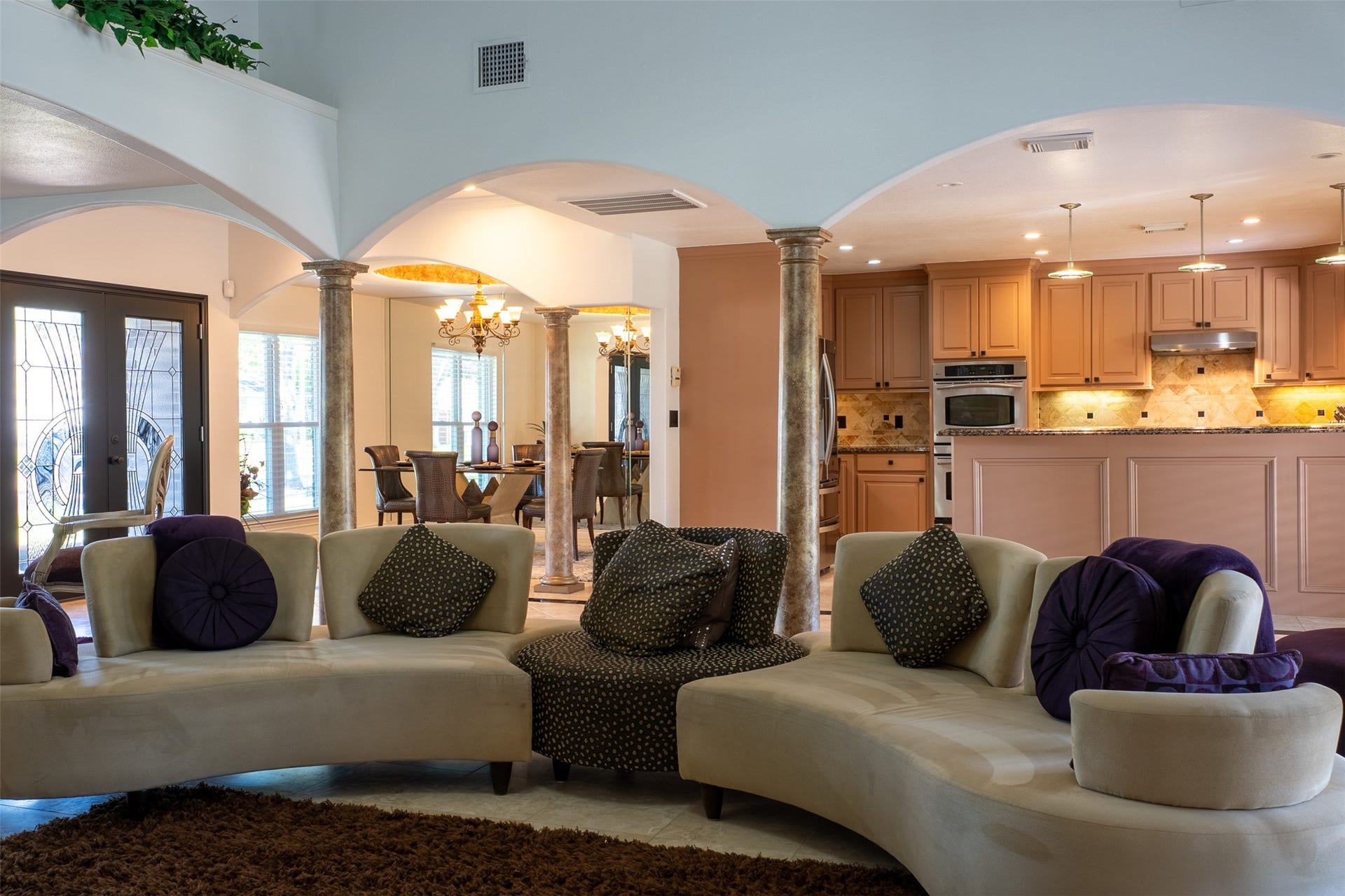 2402 Featherton Court, Sugar Land, TX 77478 Living Room