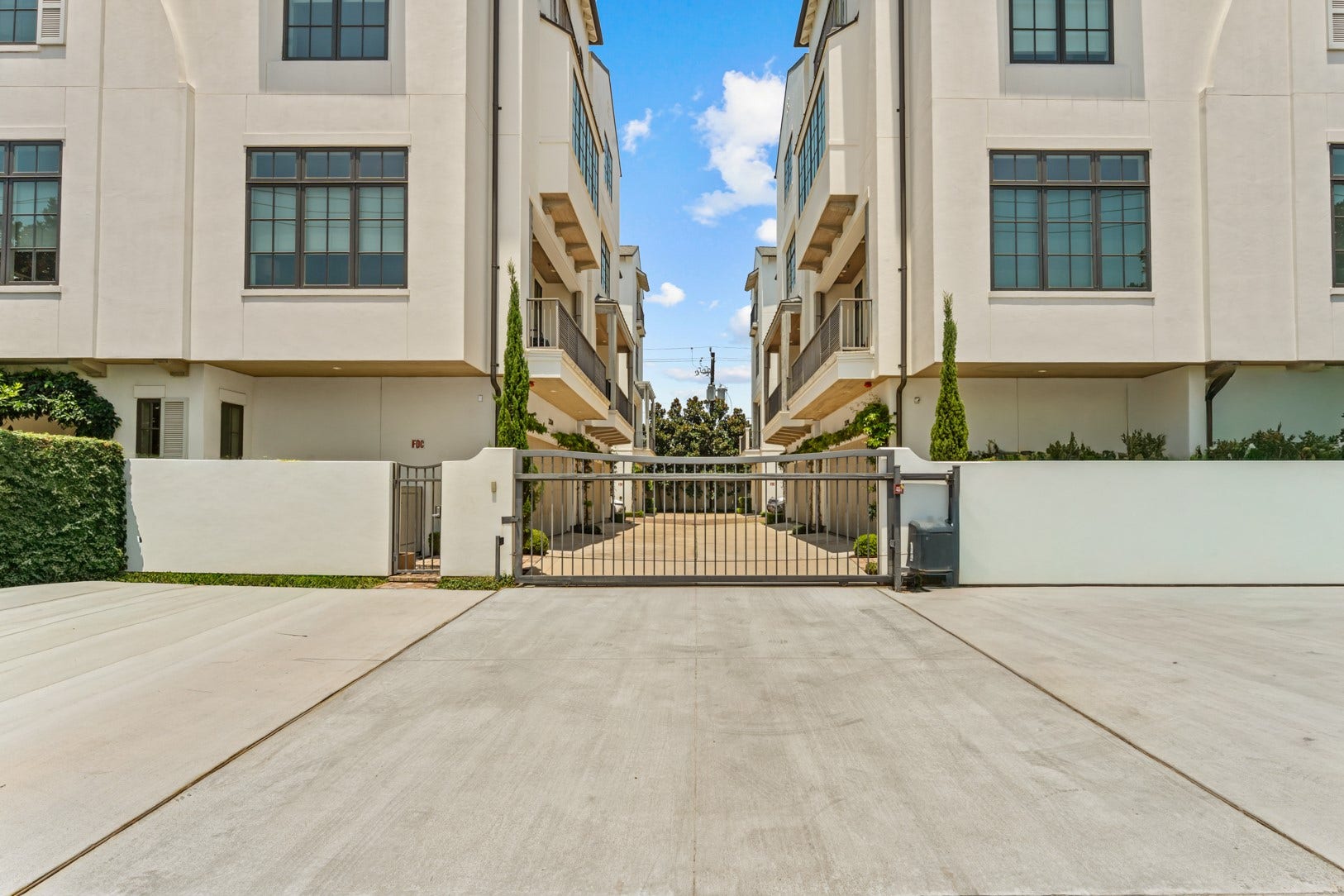2328 Bissonnet Street, Houston, TX 77005 Four guest parking spots inside the gate and four outside the gate