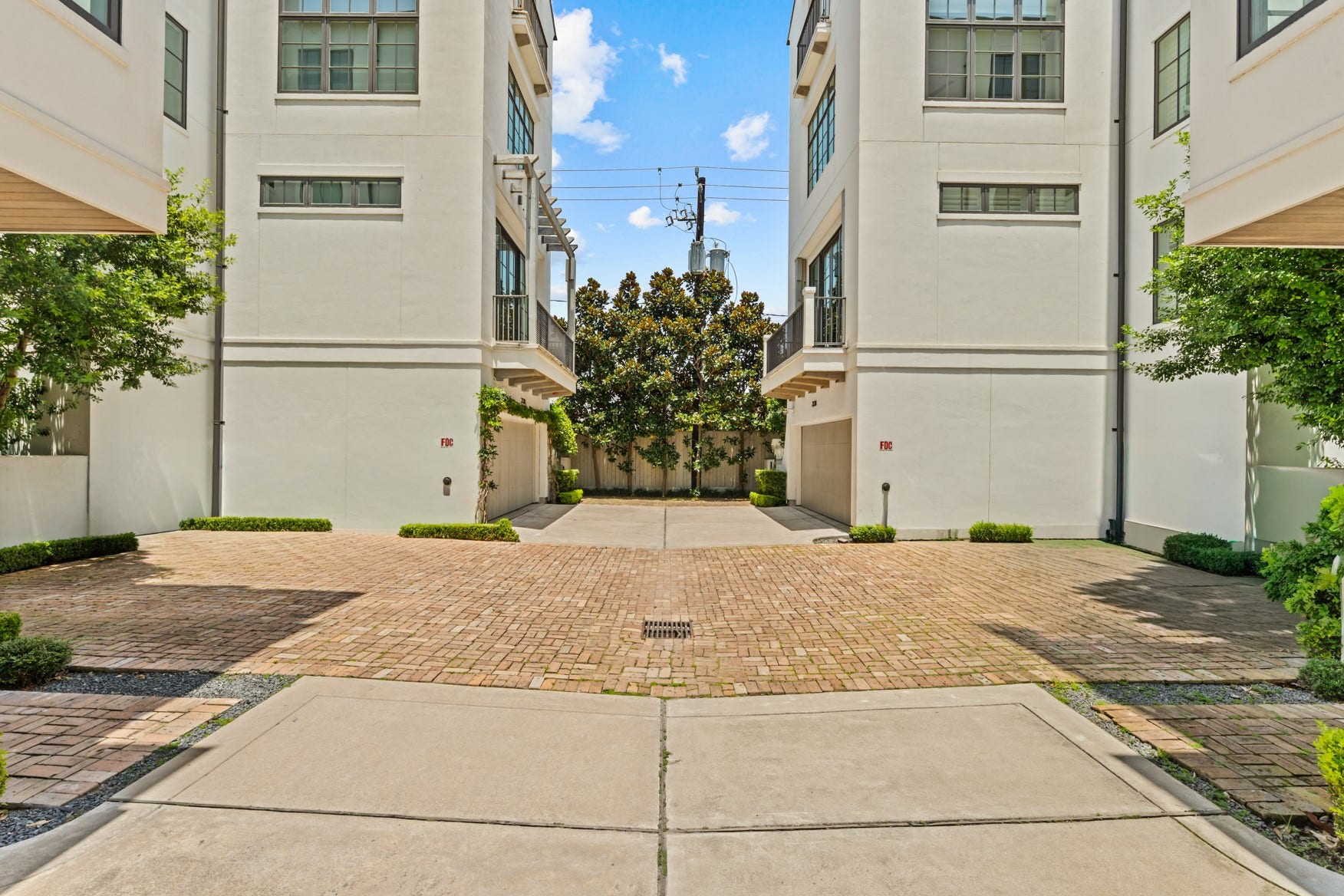 2328 Bissonnet Street, Houston, TX 77005 Four guest parking spots inside the gate and four outside the gate