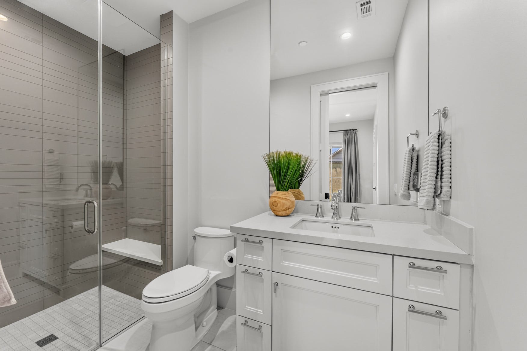 2328 Bissonnet Street, Houston, TX 77005 2328 Bissonnet Street, Houston, TX 77005