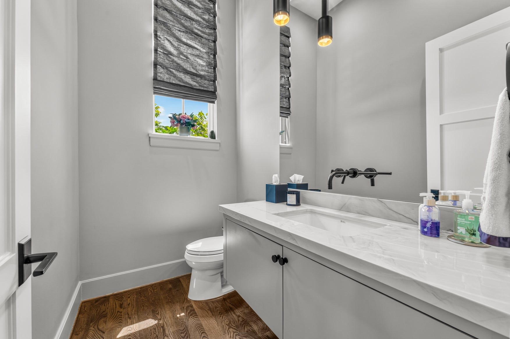 2328 Bissonnet Street, Houston, TX 77005 Well-appointed powder bath on second floor with Rohl sink