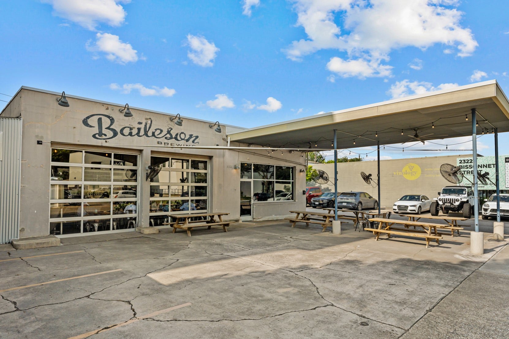 2328 Bissonnet Street, Houston, TX 77005 2328 Bissonnet Street, Houston, TX 77005