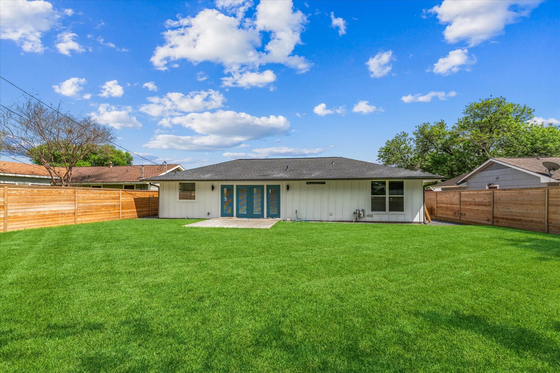 1845 Huge Oaks Street, Houston, TX 77055 1845 Huge Oaks Street, Houston, TX 77055