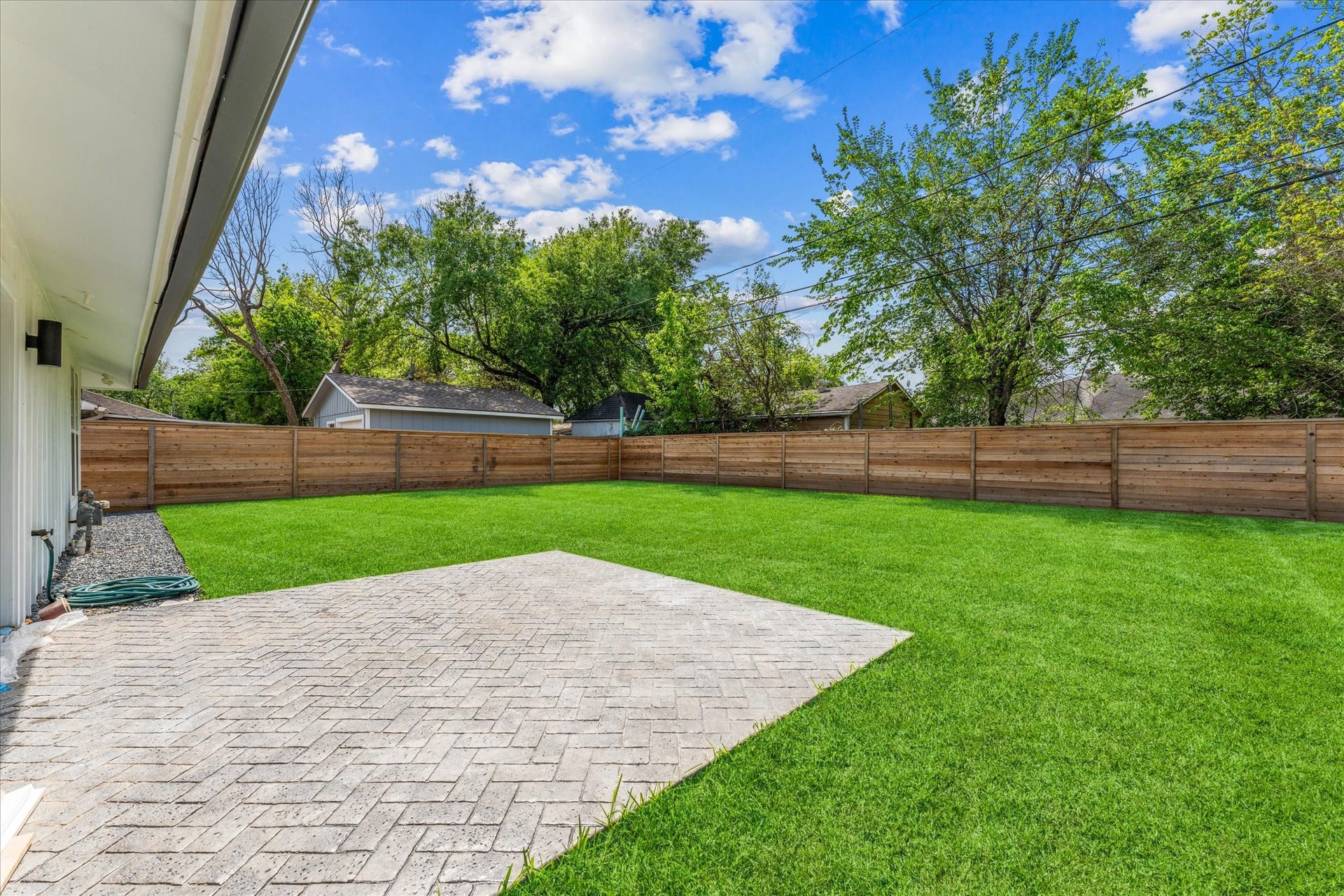 1845 Huge Oaks Street, Houston, TX 77055 1845 Huge Oaks Street, Houston, TX 77055