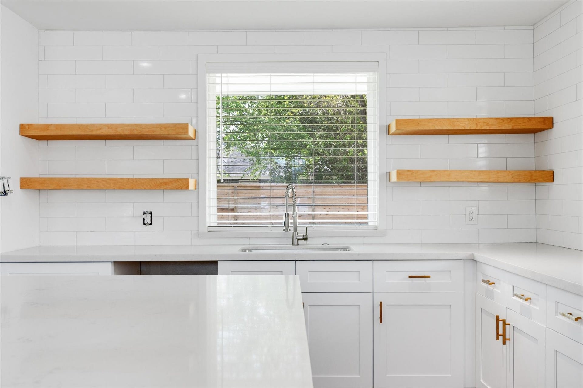 1845 Huge Oaks Street, Houston, TX 77055 1845 Huge Oaks Street, Houston, TX 77055