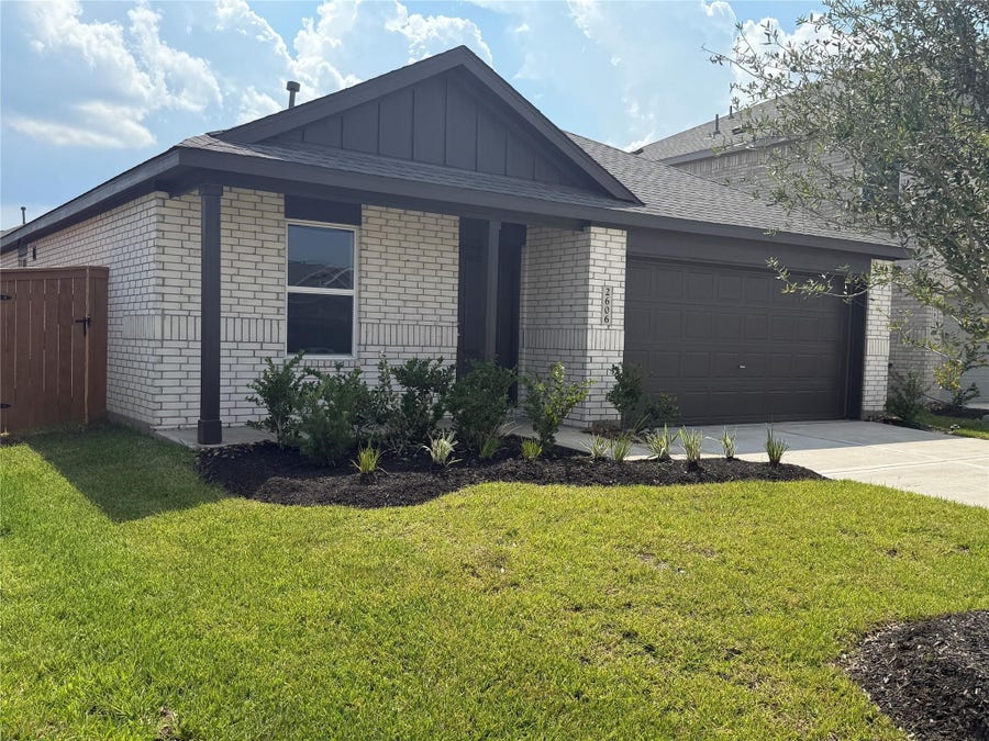 Property photo for 2606 American Ruby Drive, Rosharon, TX