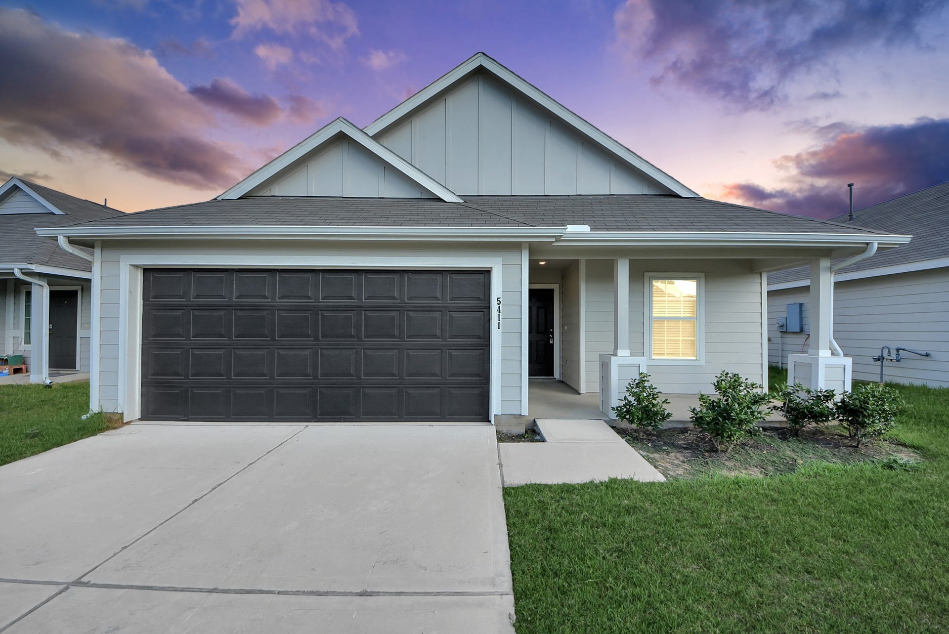 5411 Briana Dee Drive, Rosharon, TX 77583 Welcome Home!