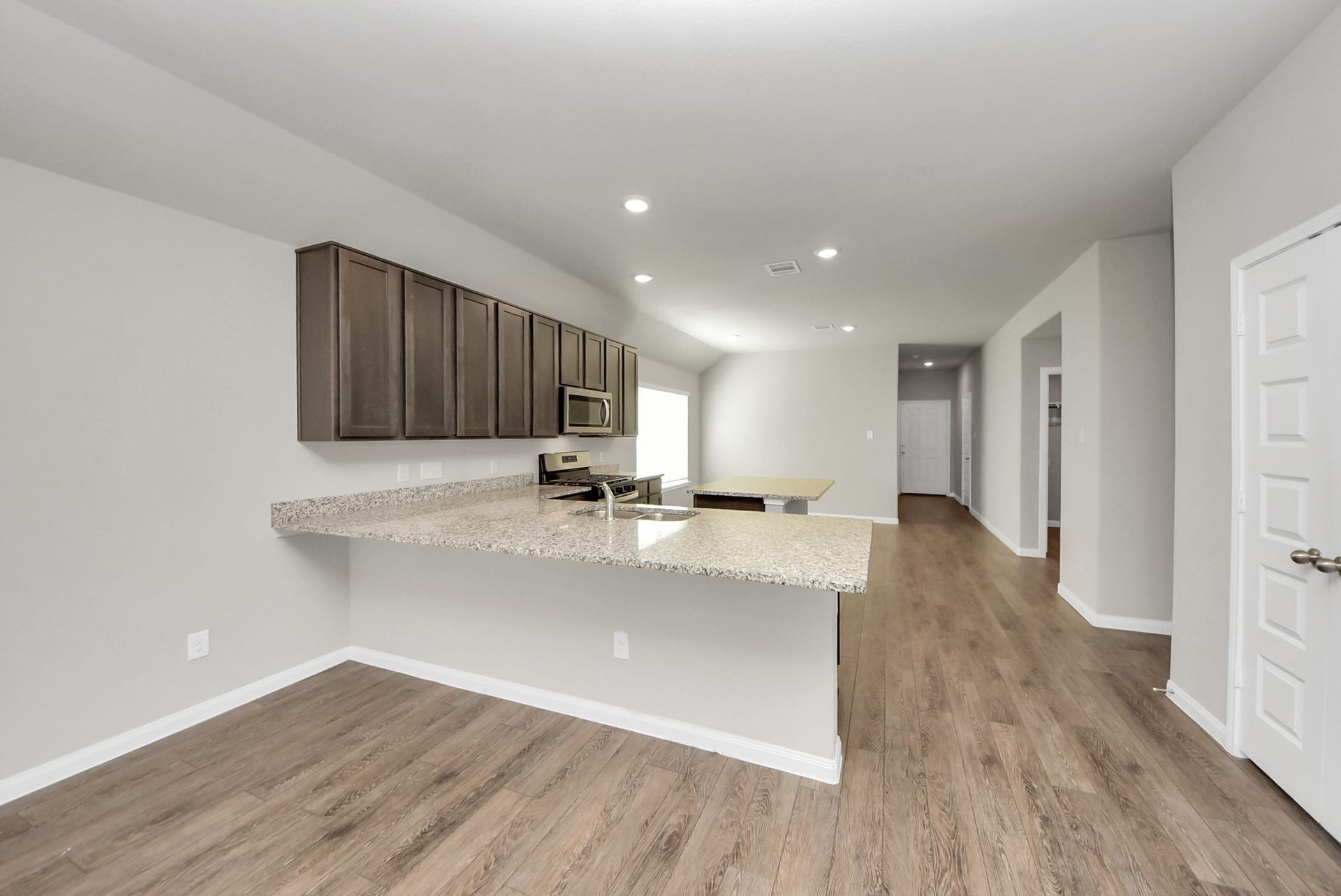 5411 Briana Dee Drive, Rosharon, TX 77583 Kitchen
