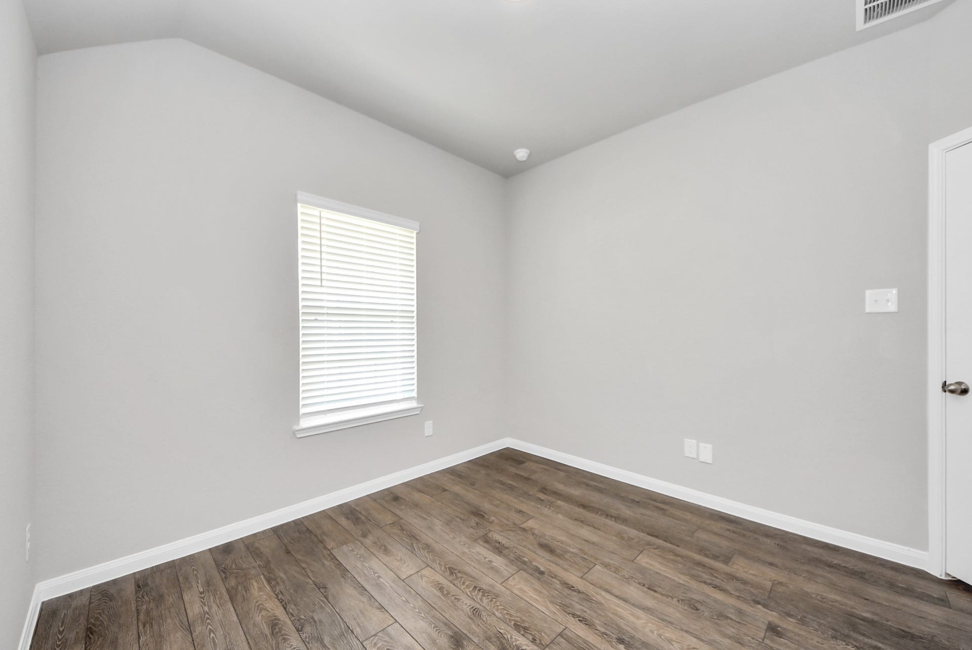 5411 Briana Dee Drive, Rosharon, TX 77583 Bedroom 2