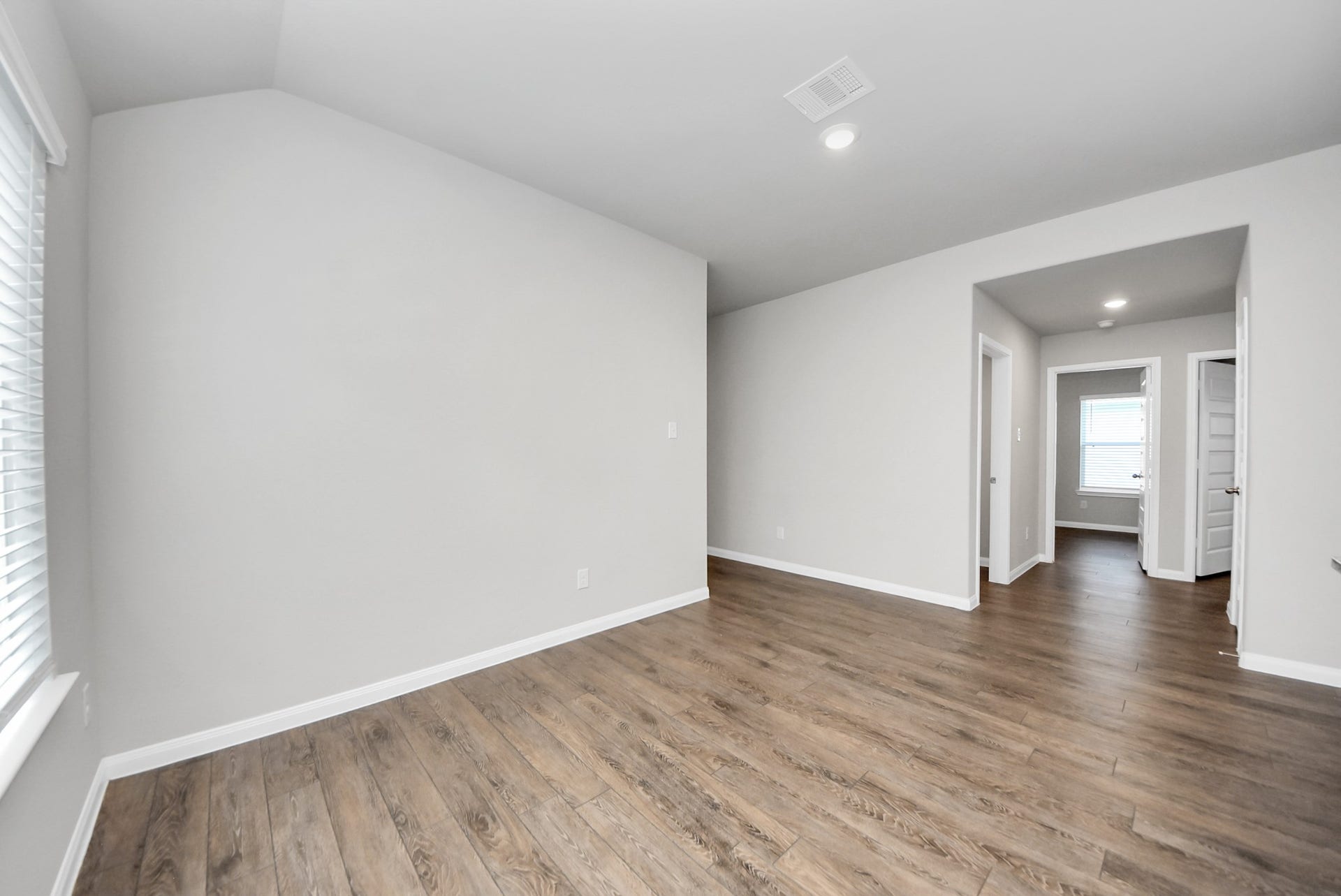 5411 Briana Dee Drive, Rosharon, TX 77583 Dining