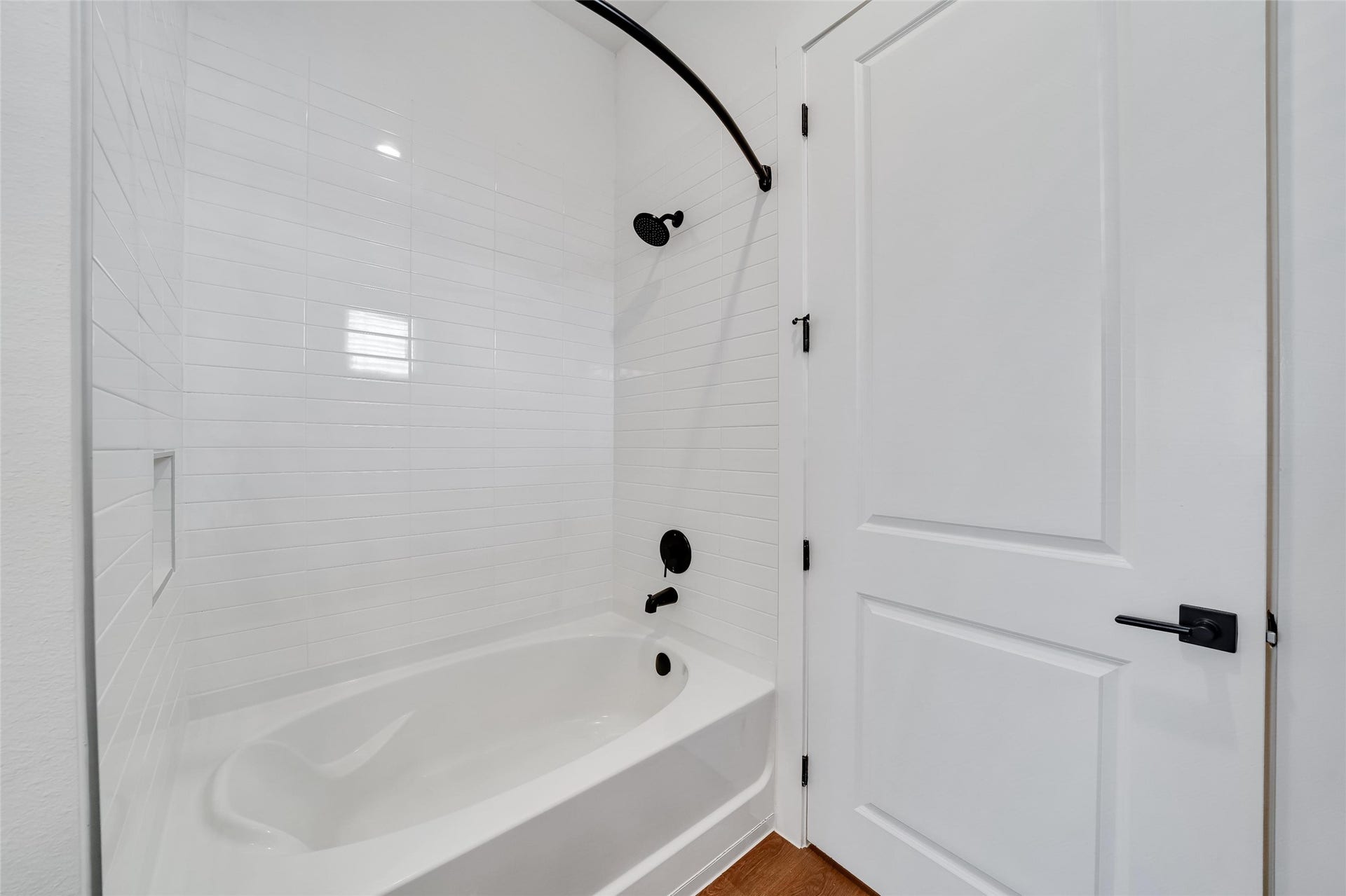 1601-404 Mustang Drive, Marble Falls, TX 78654 1601-404 Mustang Drive, Marble Falls, TX 78654