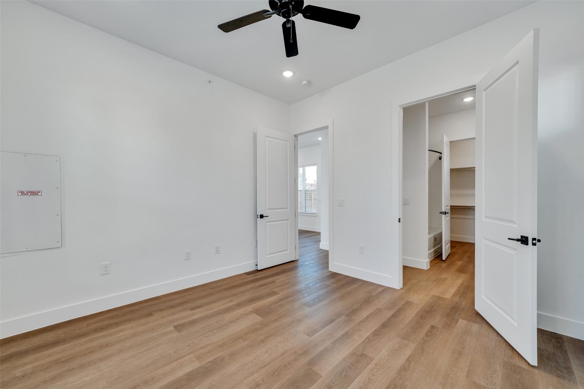 1601-404 Mustang Drive, Marble Falls, TX 78654 1601-404 Mustang Drive, Marble Falls, TX 78654