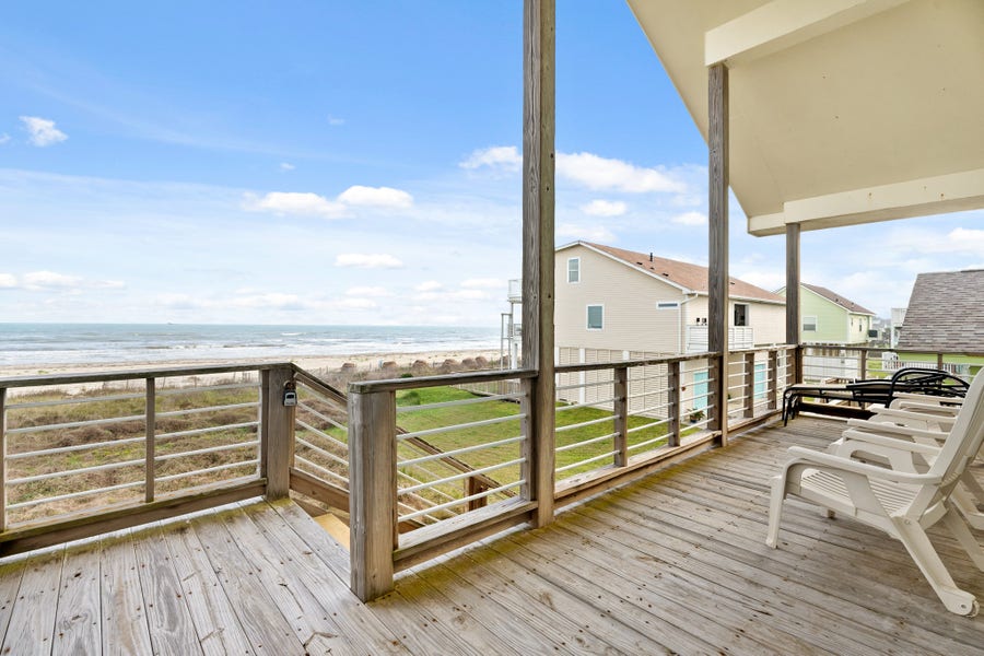Property photo for 17515 Bristow Drive, Galveston, TX