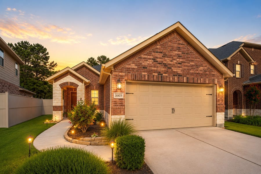 Property photo for 16419 Rosary Pea Place, Conroe, TX