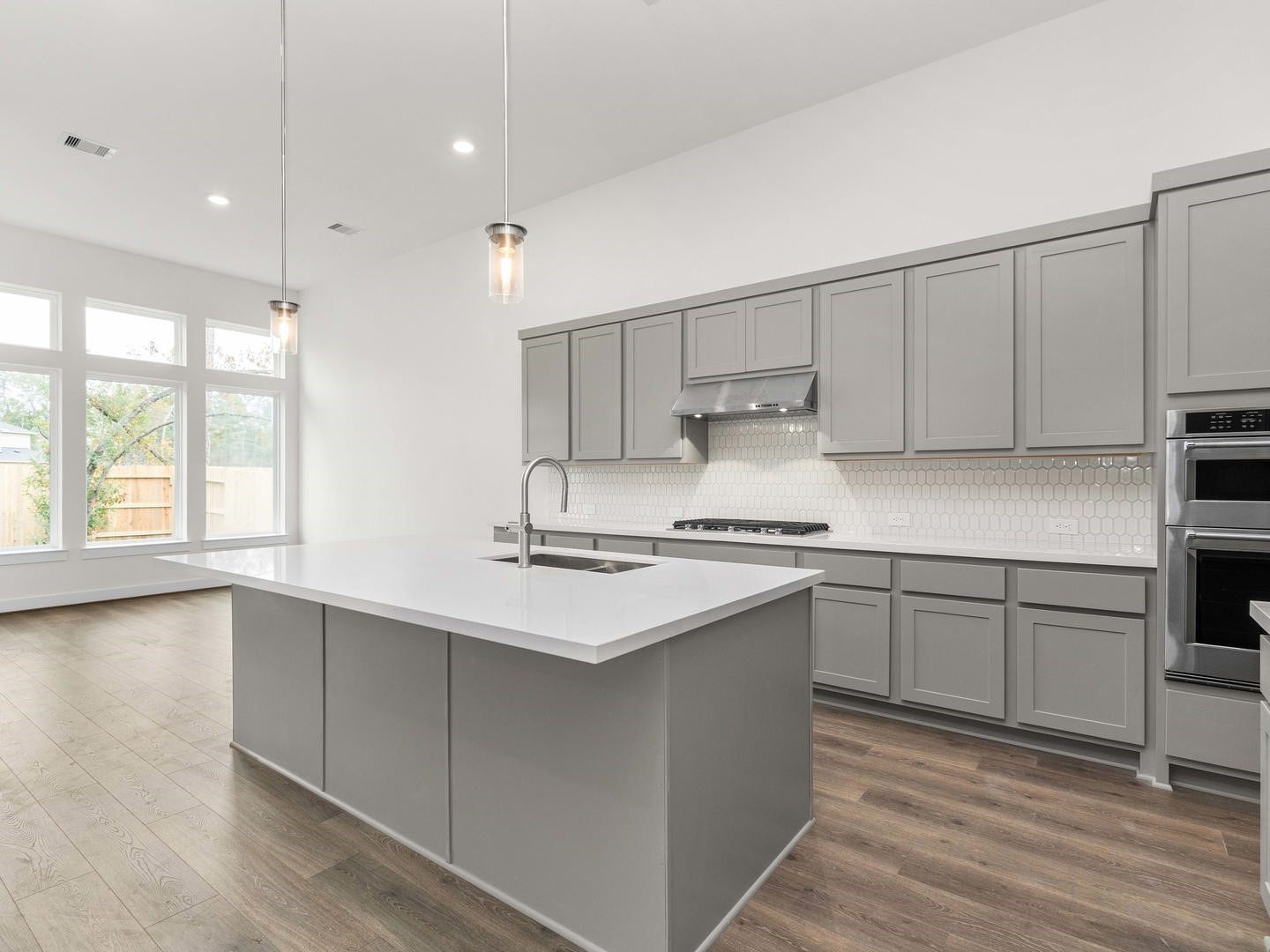 29738 Shady Glade Lane, Magnolia, TX 77354 Woodhavyn_Indio Mission_16_Kitchen_01