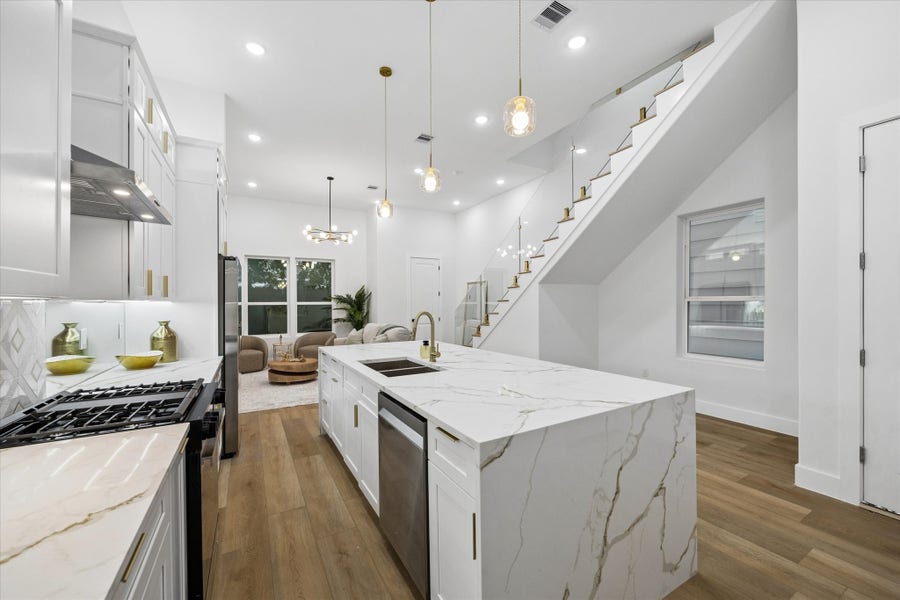 Property photo for 120 Velasco Street, Houston, TX